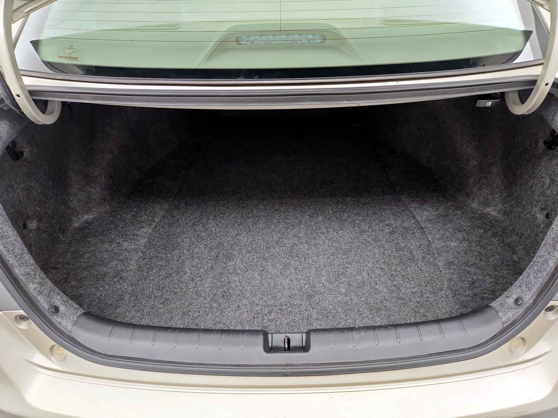 Thumbnail: 2015 Honda Accord - 20