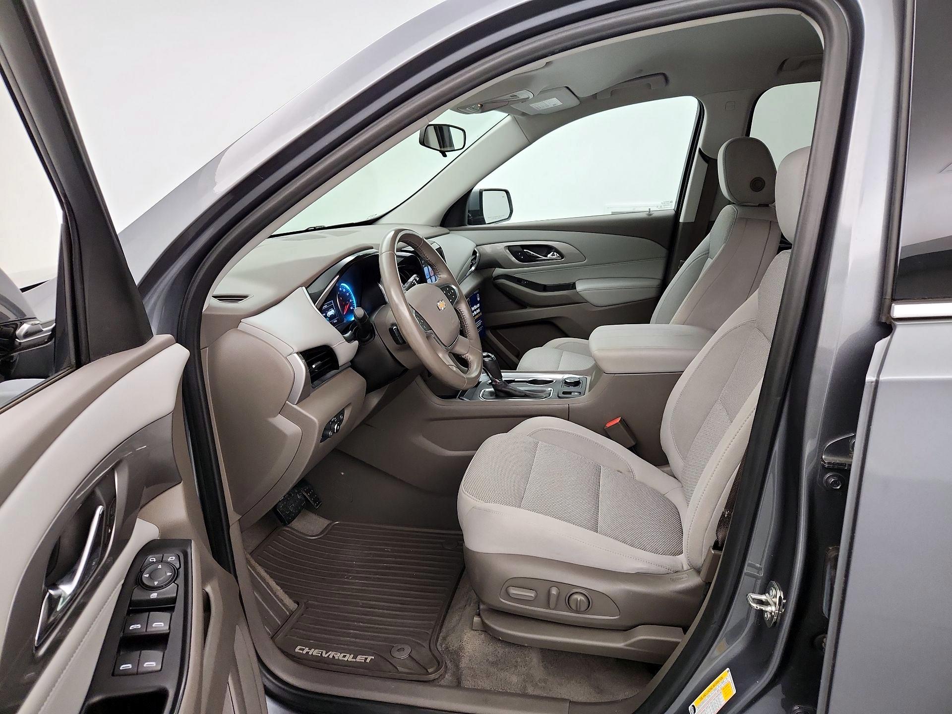 Thumbnail: 2019 Chevrolet Traverse - 11