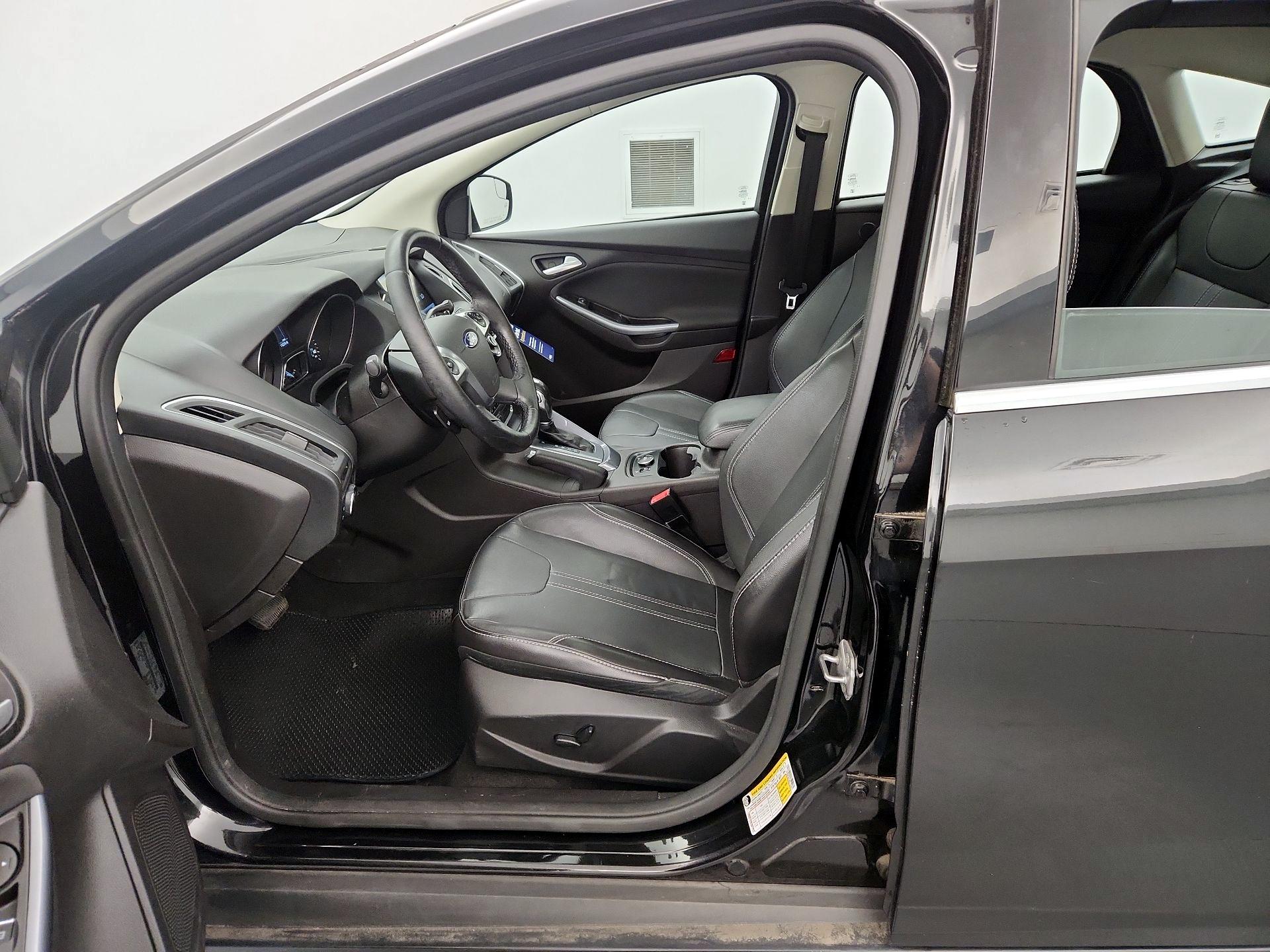 Thumbnail: 2014 Ford Focus - 11