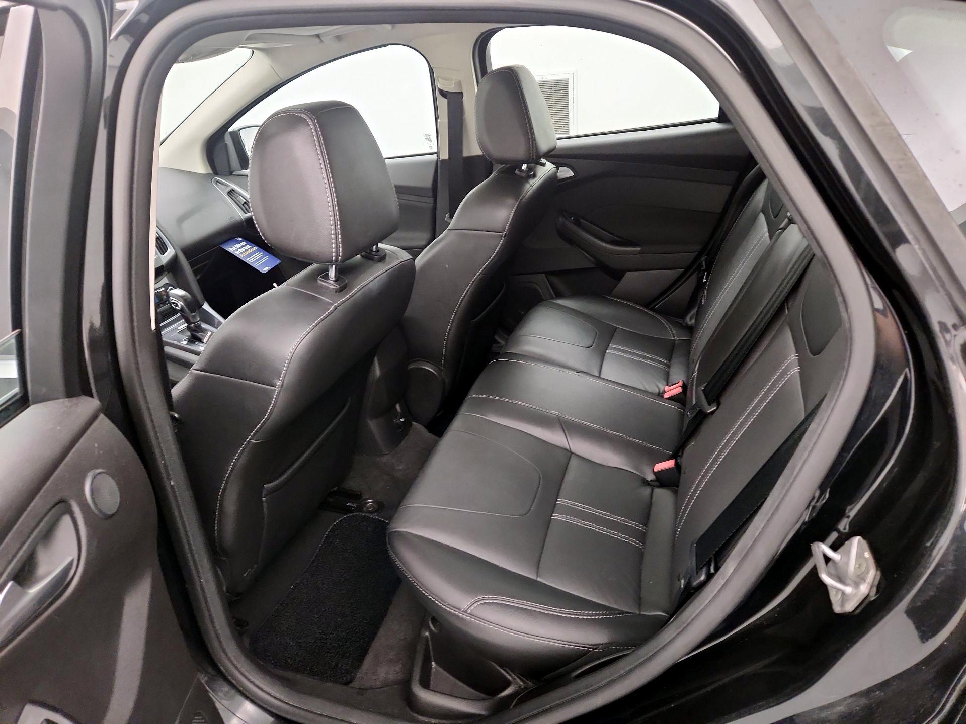 Thumbnail: 2014 Ford Focus - 20