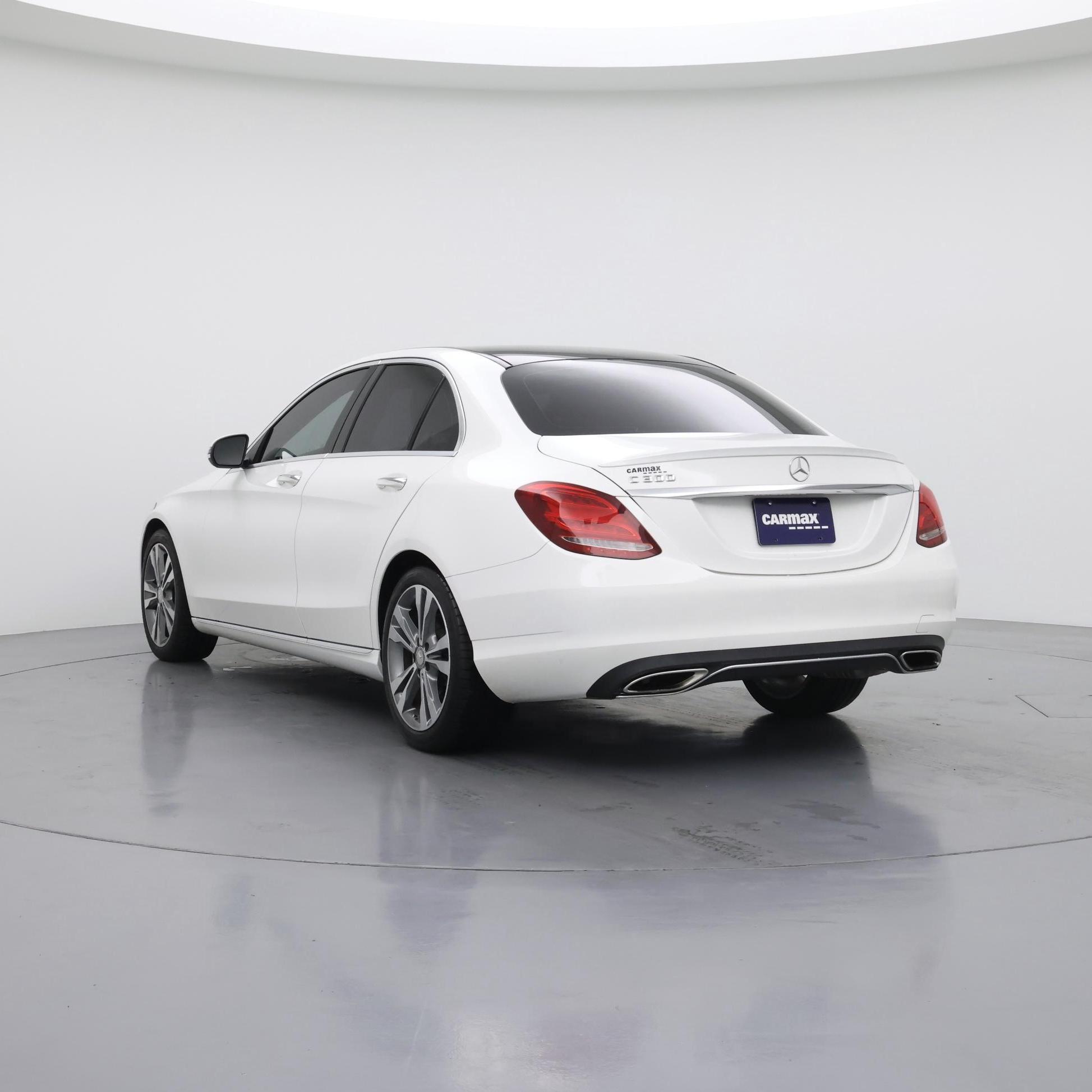 Thumbnail: 2016 Mercedes-Benz C-Class - 2