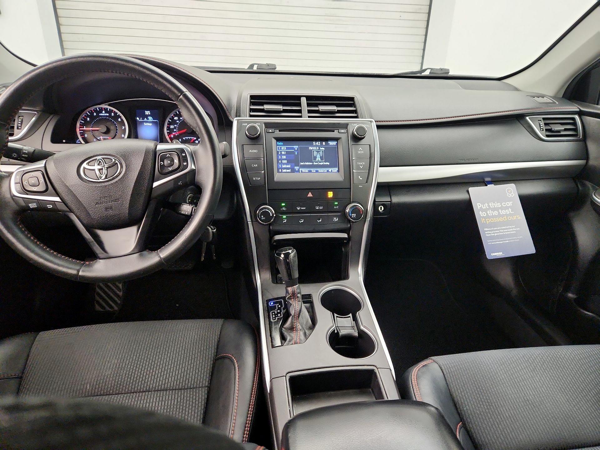 Thumbnail: 2016 Toyota Camry - 9
