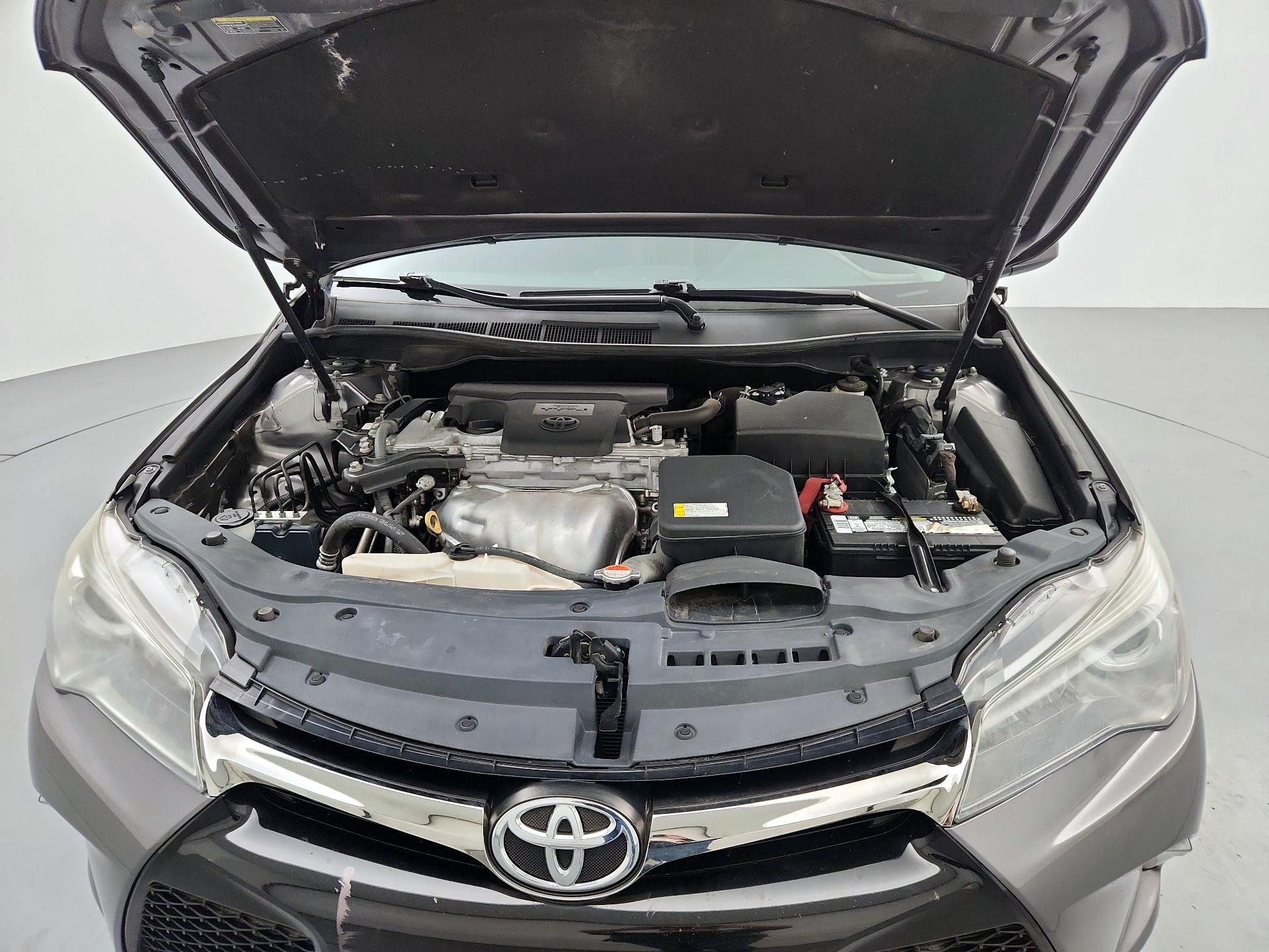 Thumbnail: 2016 Toyota Camry - 20