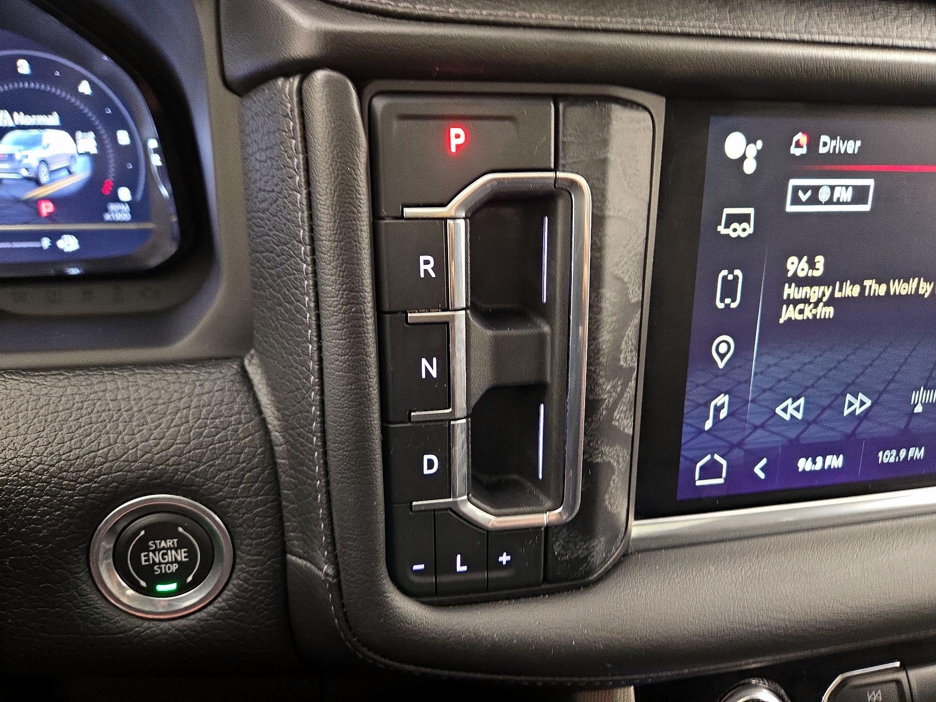 Thumbnail: 2022 GMC Yukon - 17