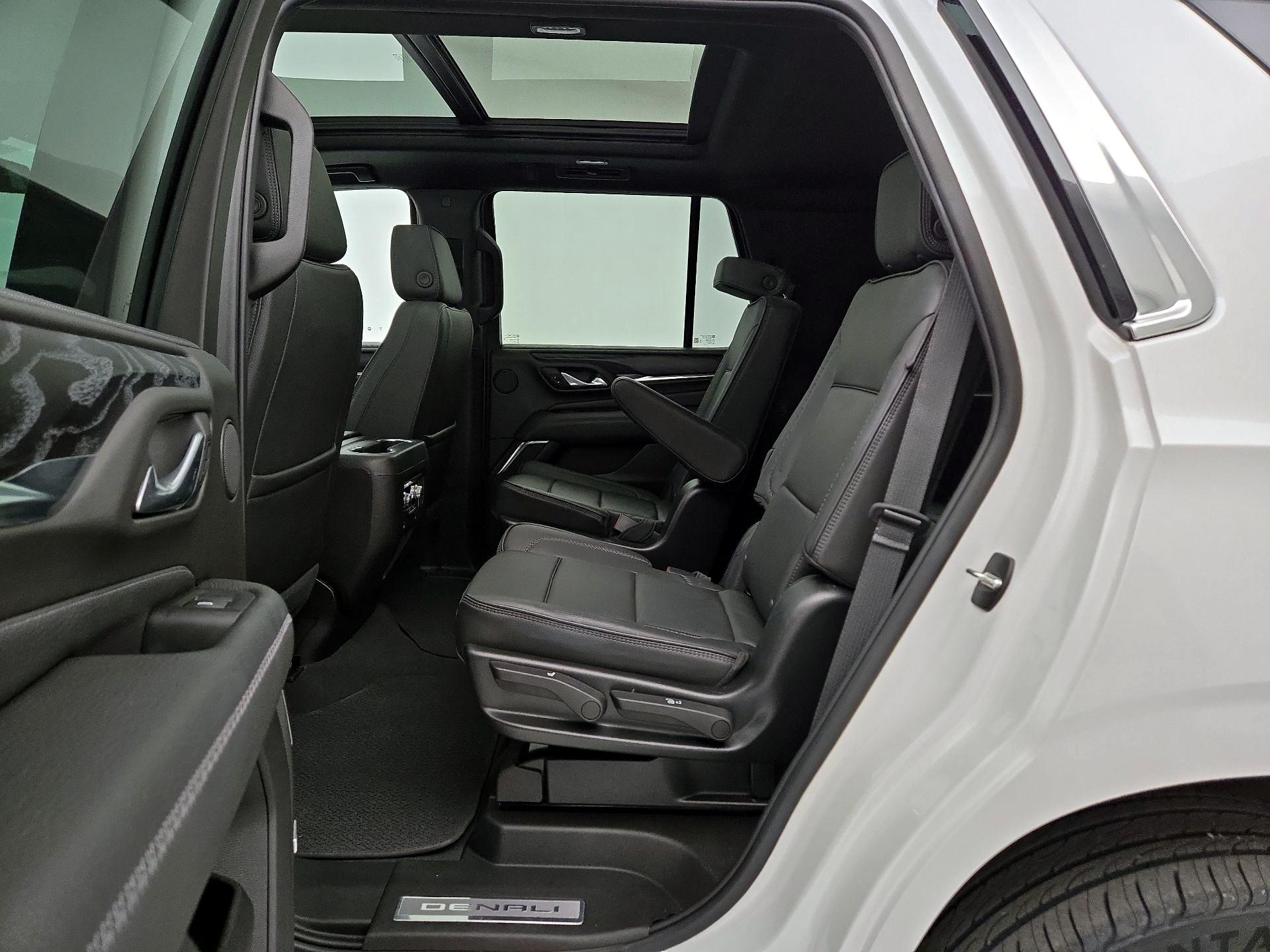 Thumbnail: 2022 GMC Yukon - 20