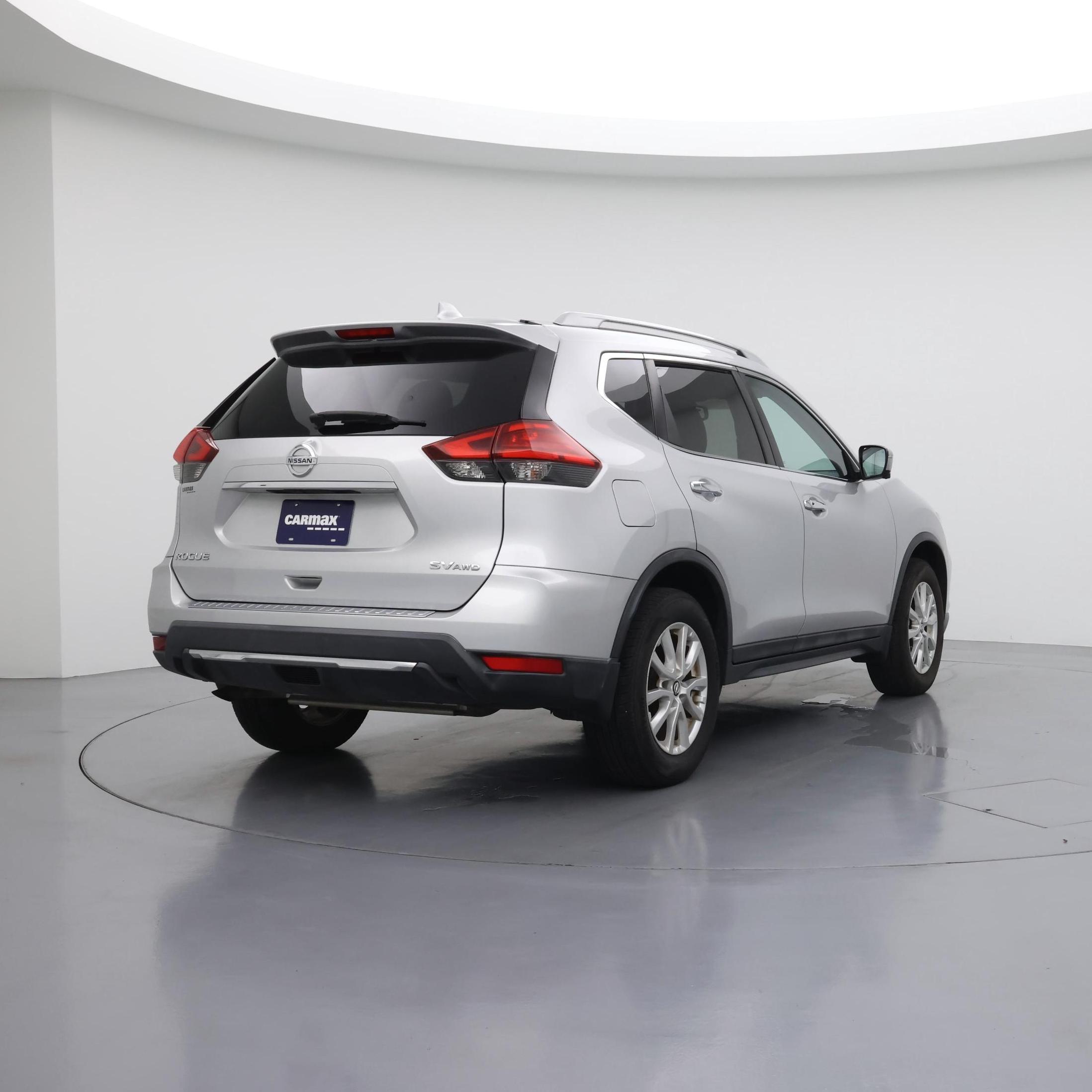 Thumbnail: 2017 Nissan Rogue - 8