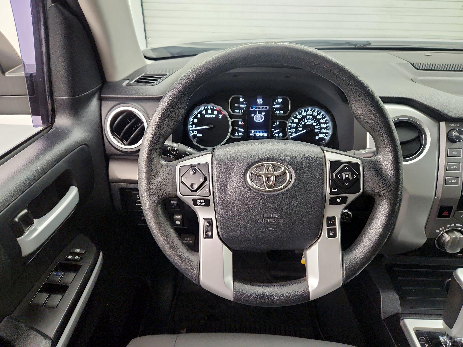 Thumbnail: 2018 Toyota Tundra - 10