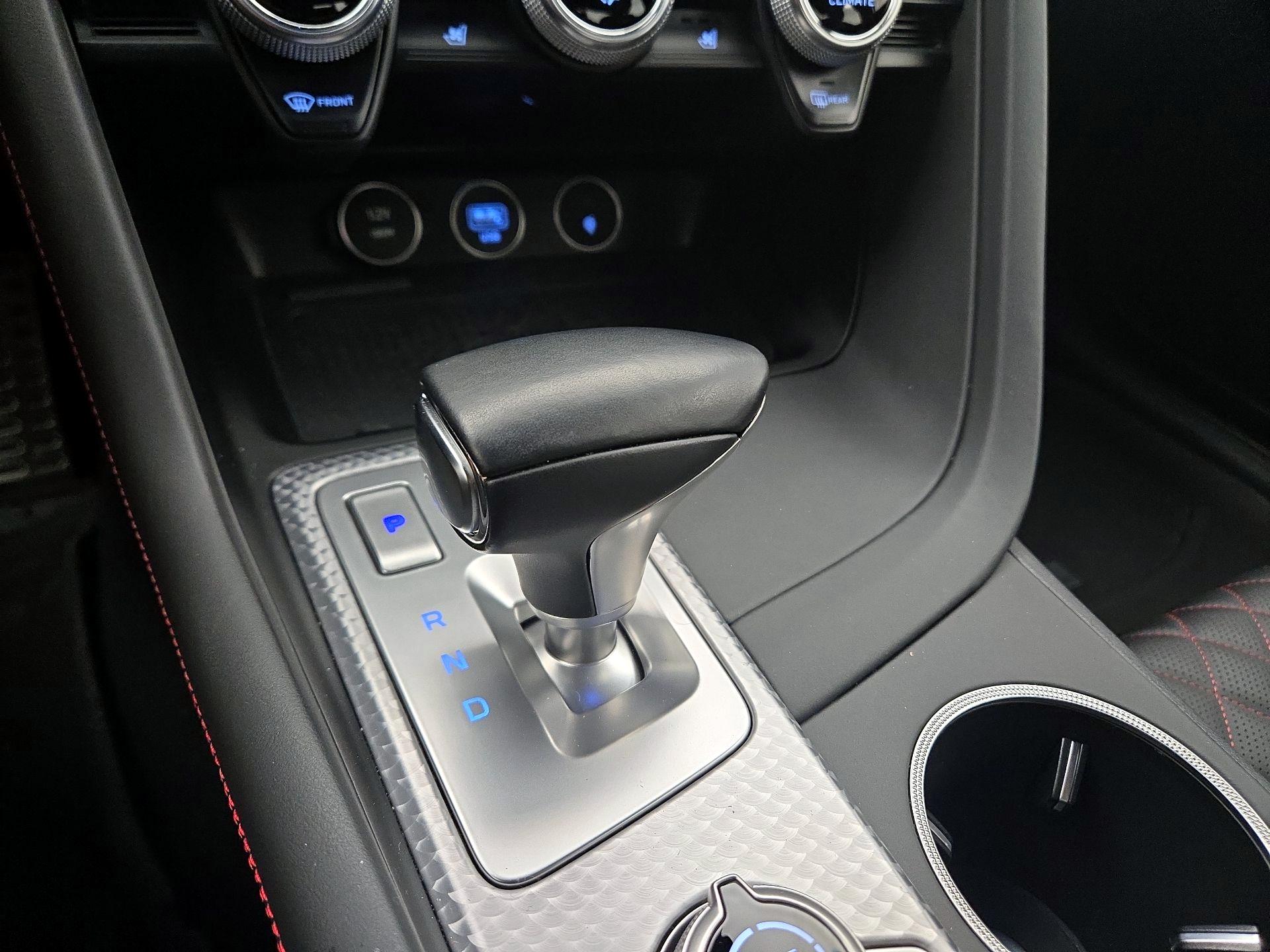 Thumbnail: 2022 Genesis G70 - 18