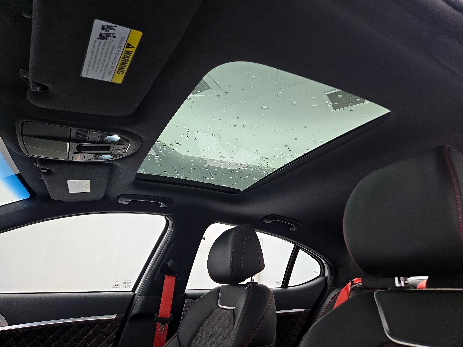 Thumbnail: 2022 Genesis G70 - 20