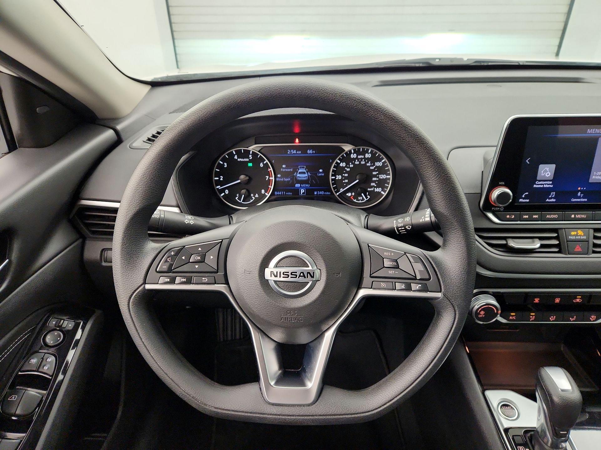 Thumbnail: 2021 Nissan Altima - 10