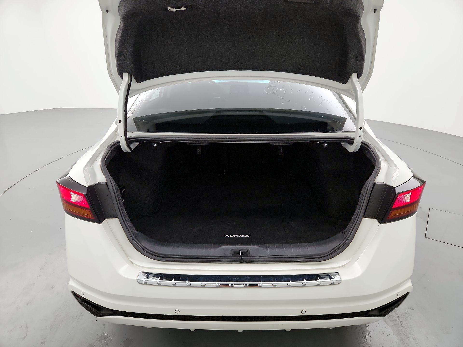 Thumbnail: 2021 Nissan Altima - 20