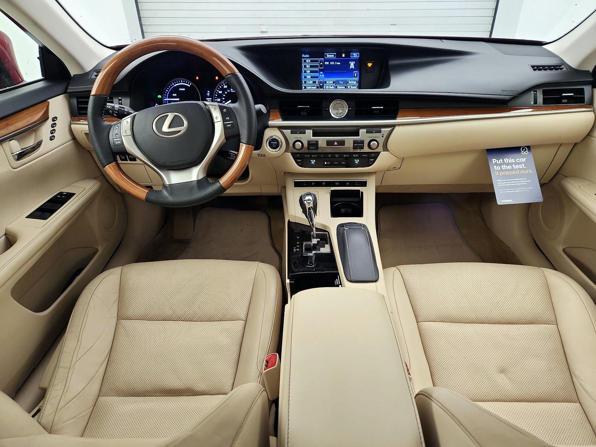 Thumbnail: 2015 Lexus ES - 9