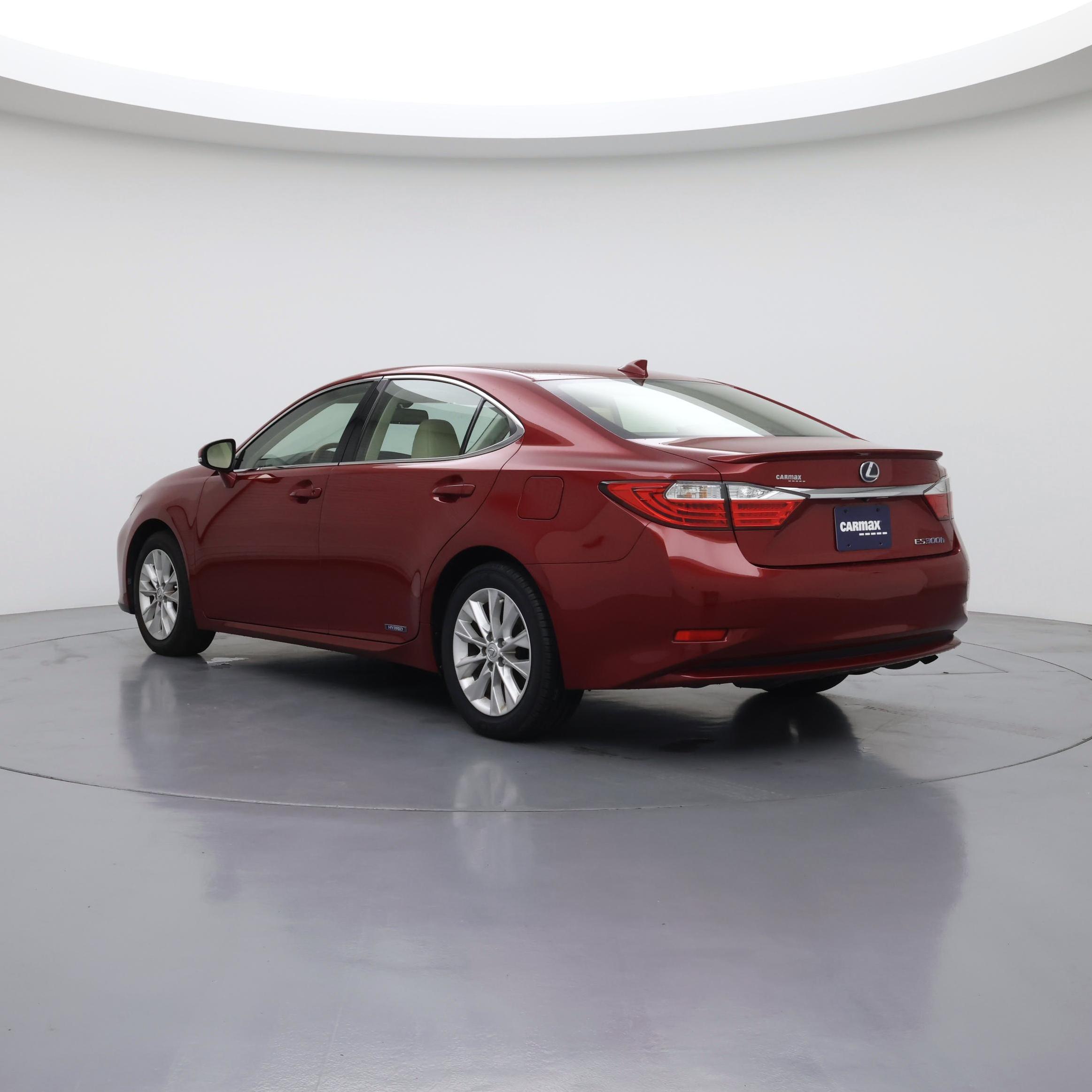 Thumbnail: 2015 Lexus ES - 2