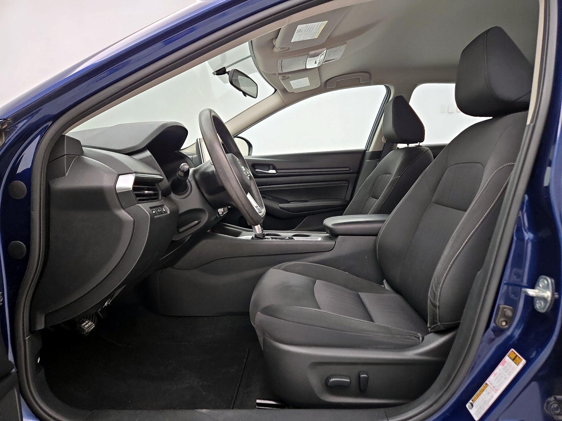 Thumbnail: 2019 Nissan Altima - 11