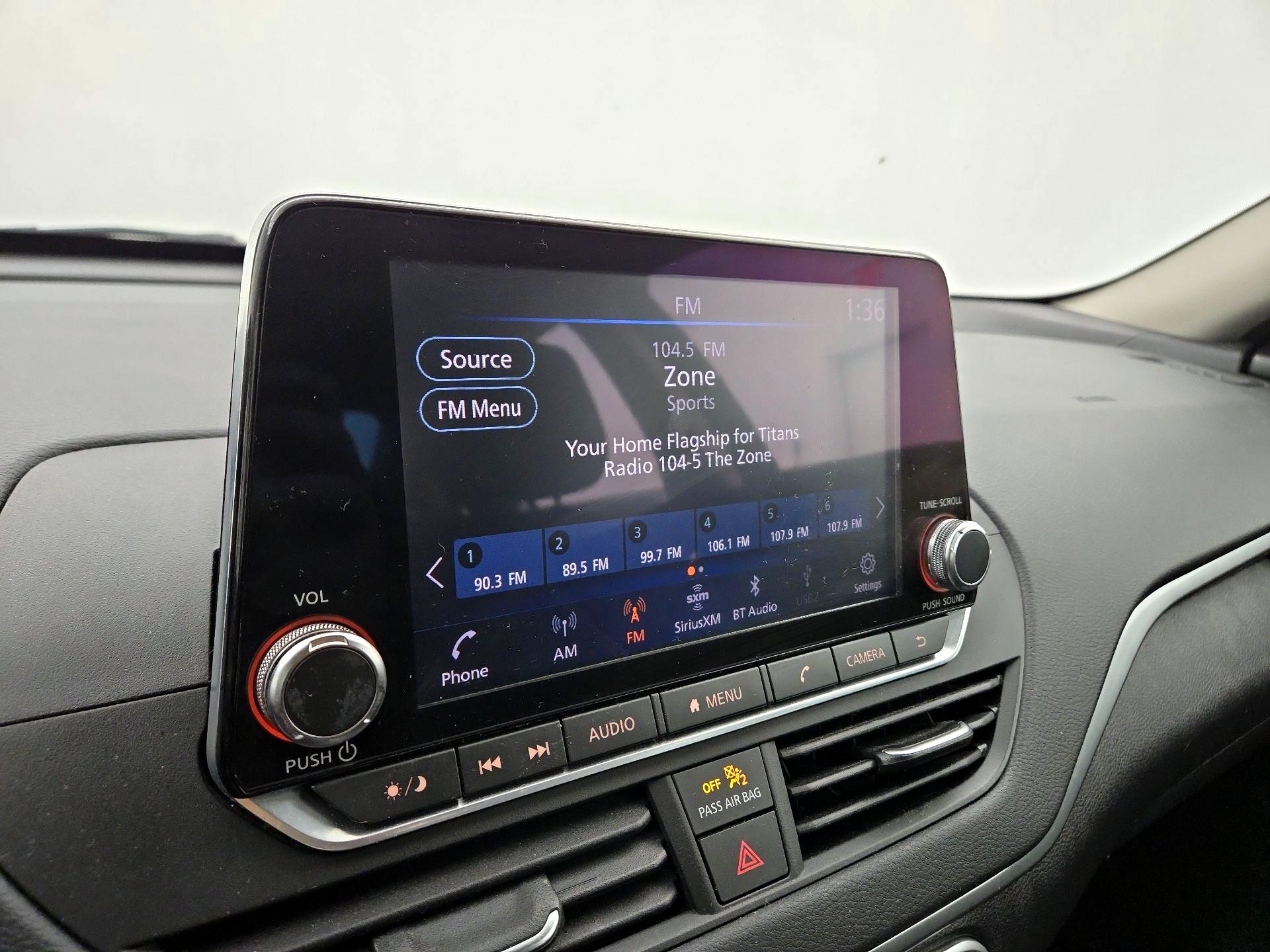 Thumbnail: 2019 Nissan Altima - 15