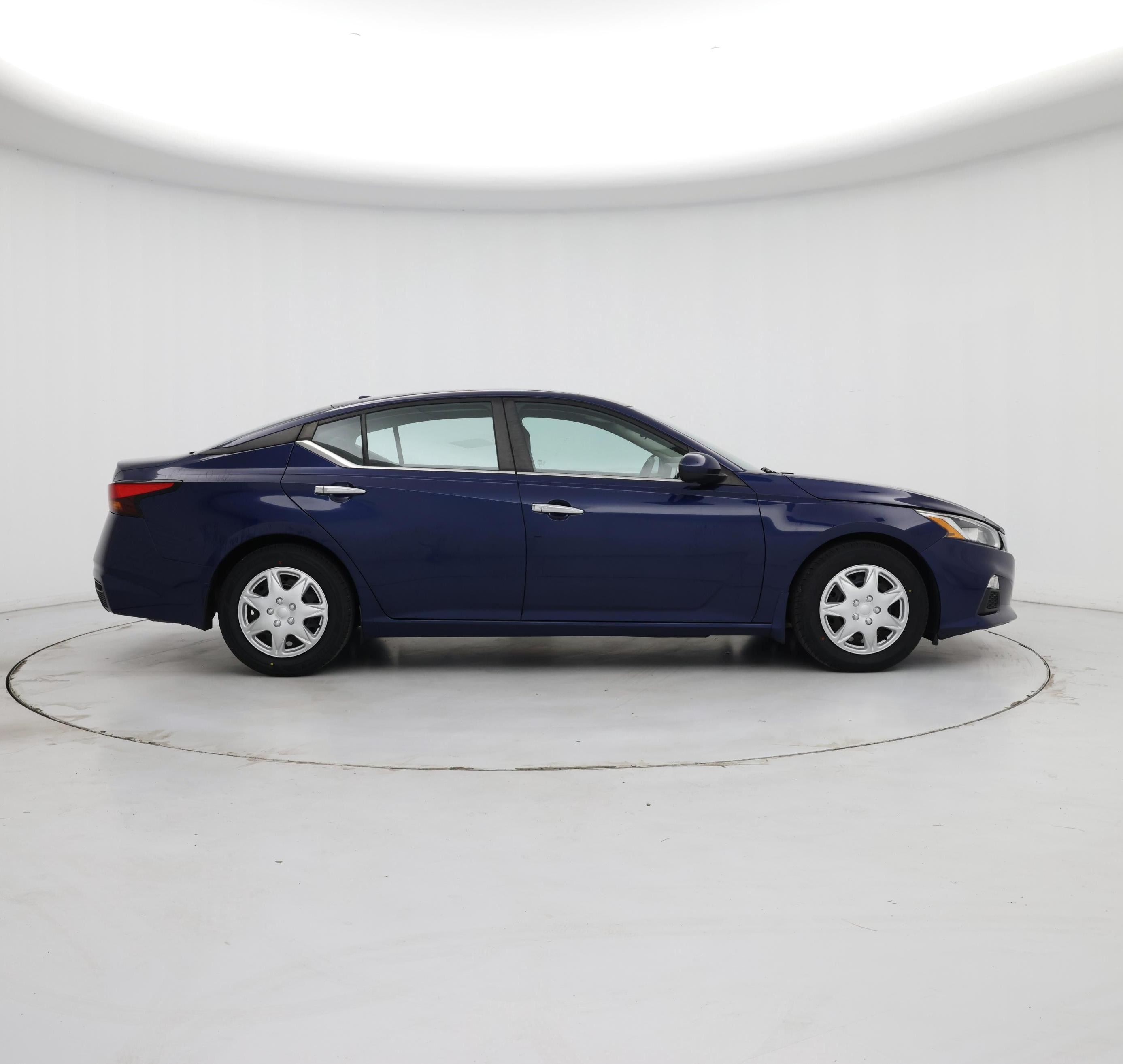 Thumbnail: 2019 Nissan Altima - 7