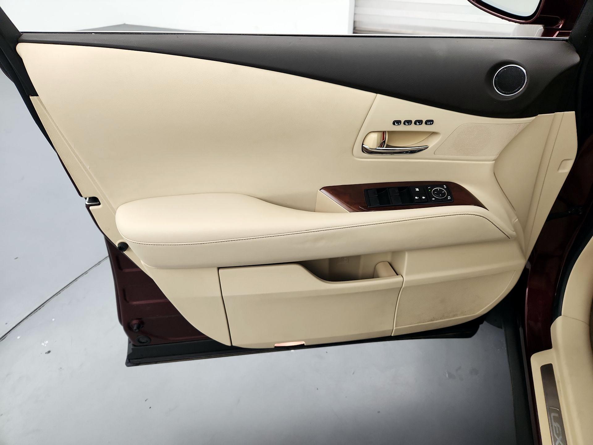 Thumbnail: 2015 Lexus RX - 12