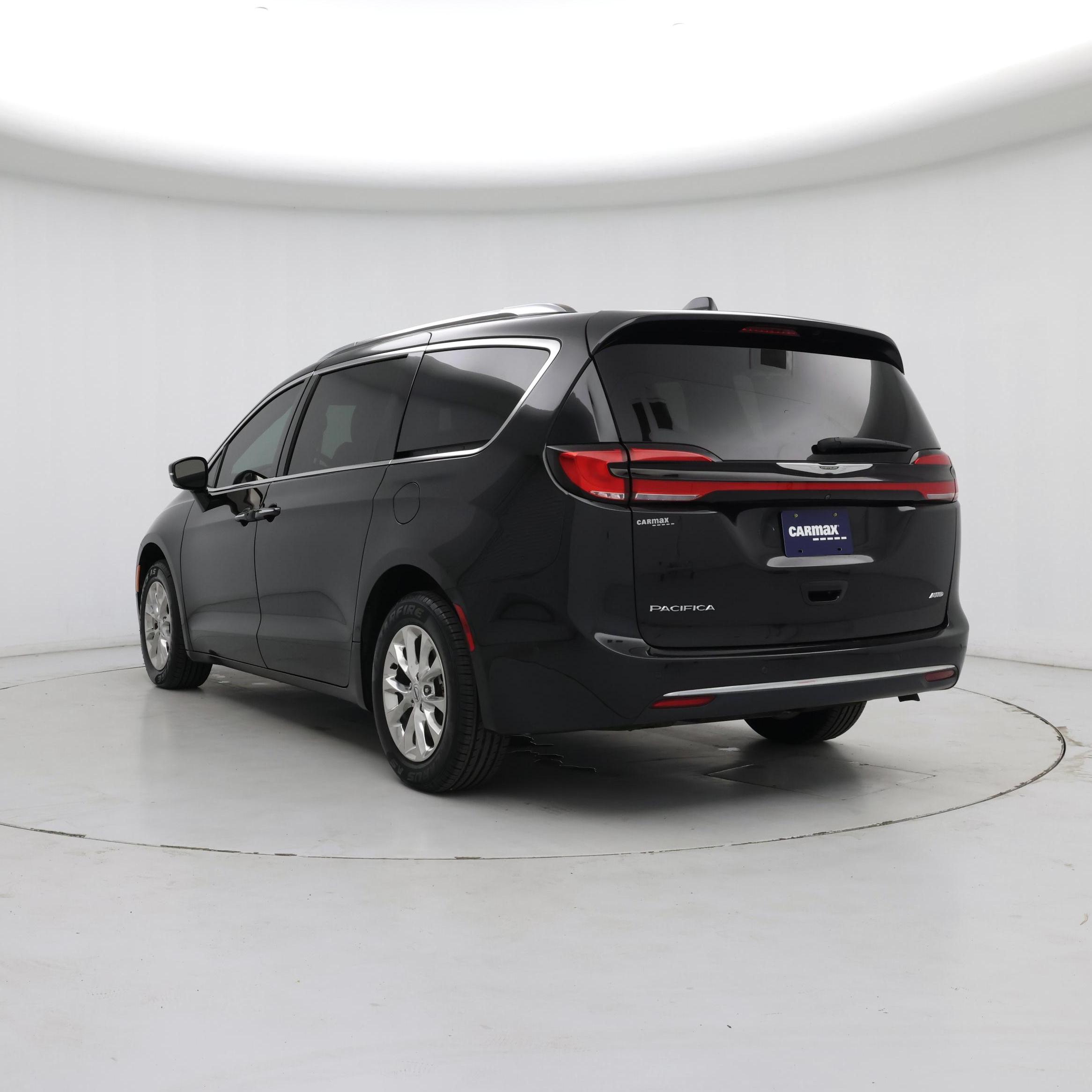 Thumbnail: 2021 Chrysler Pacifica - 2