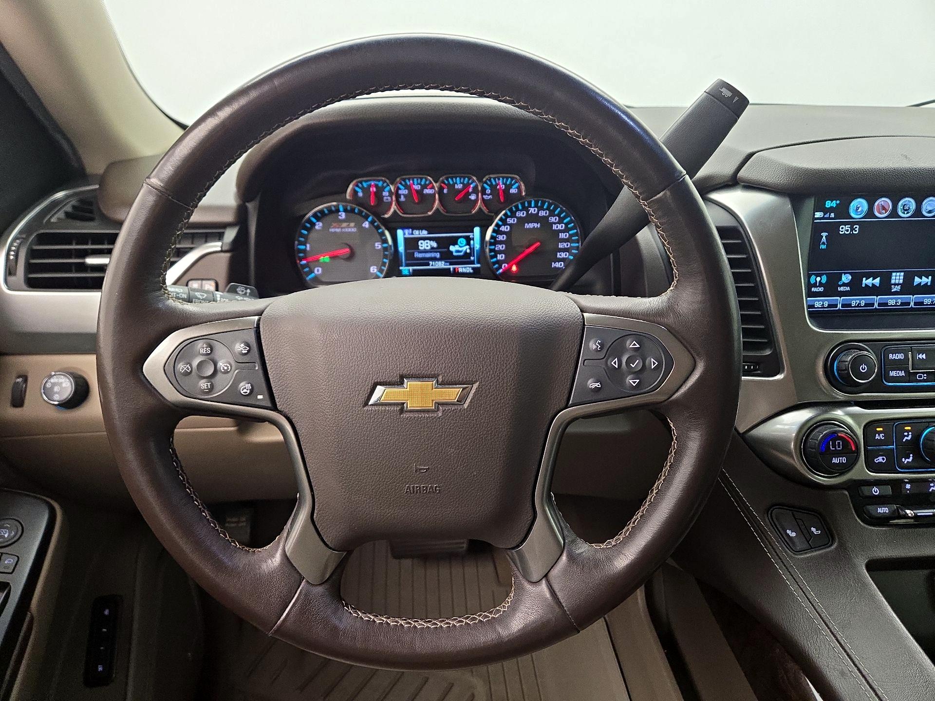 Thumbnail: 2019 Chevrolet Suburban - 10
