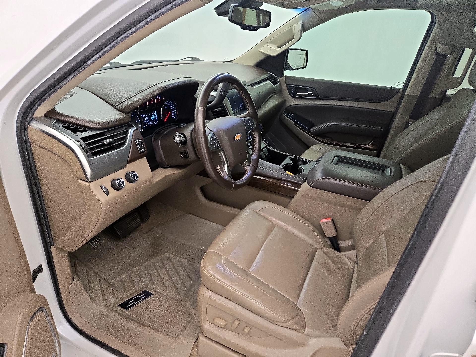 Thumbnail: 2019 Chevrolet Suburban - 11
