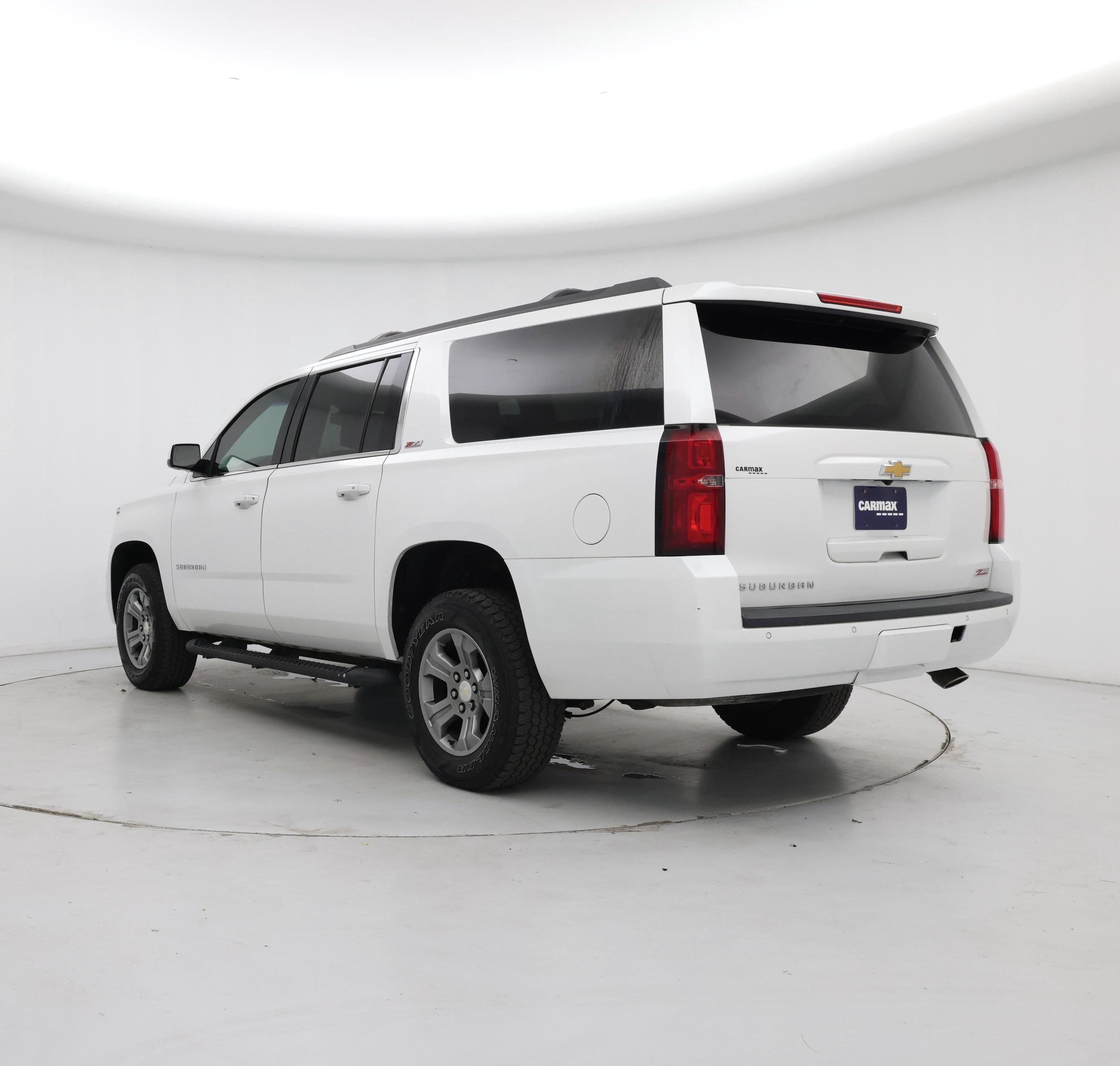 Thumbnail: 2019 Chevrolet Suburban - 2