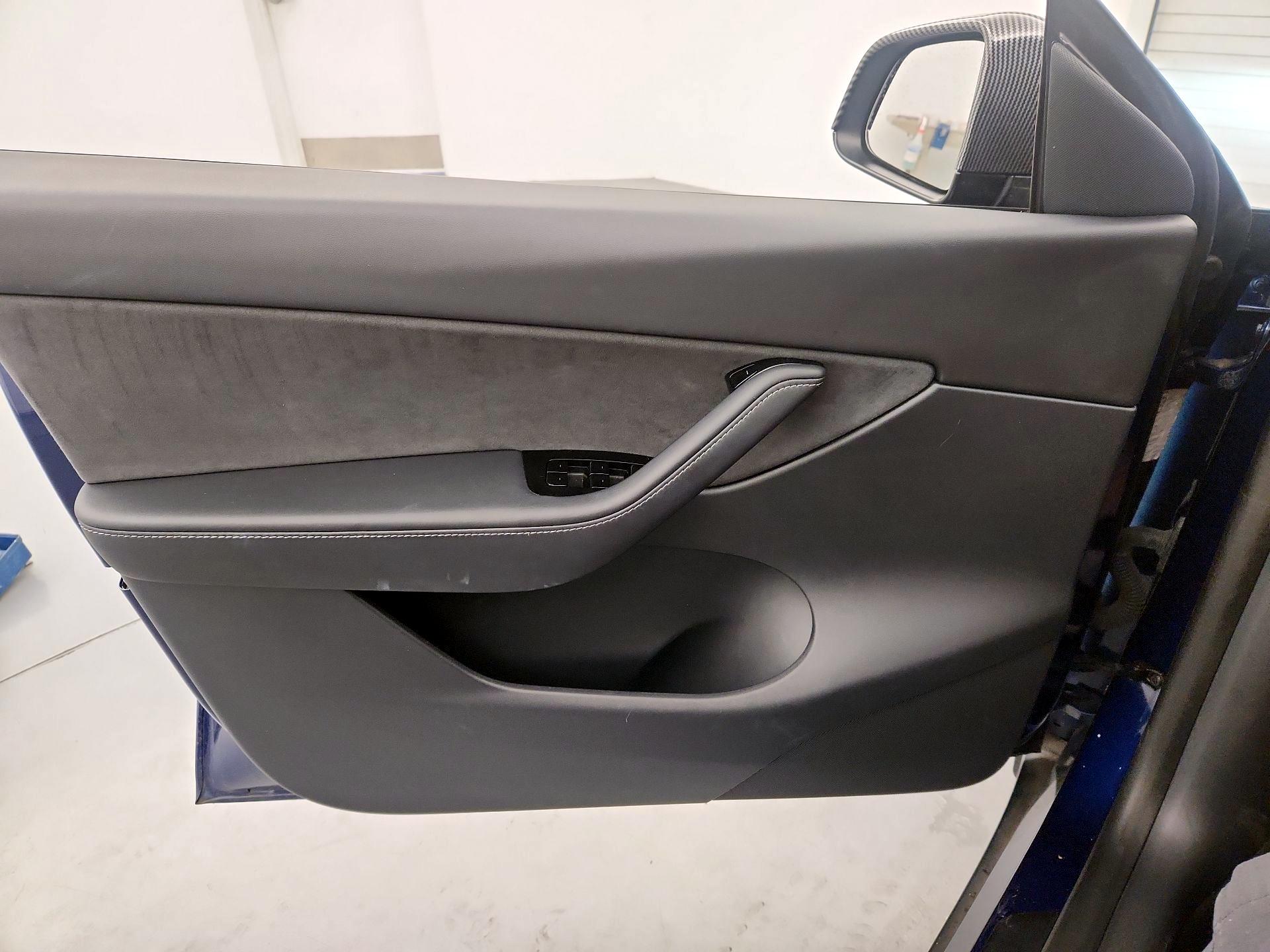 Thumbnail: 2020 Tesla Model Y - 12