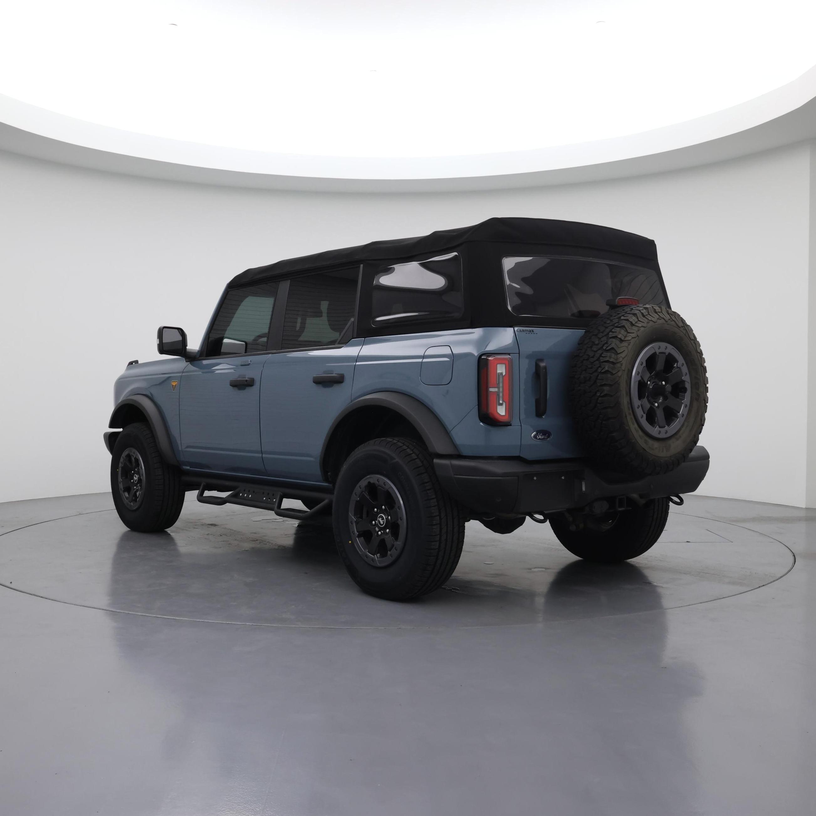 Thumbnail: 2022 Ford Bronco - 2