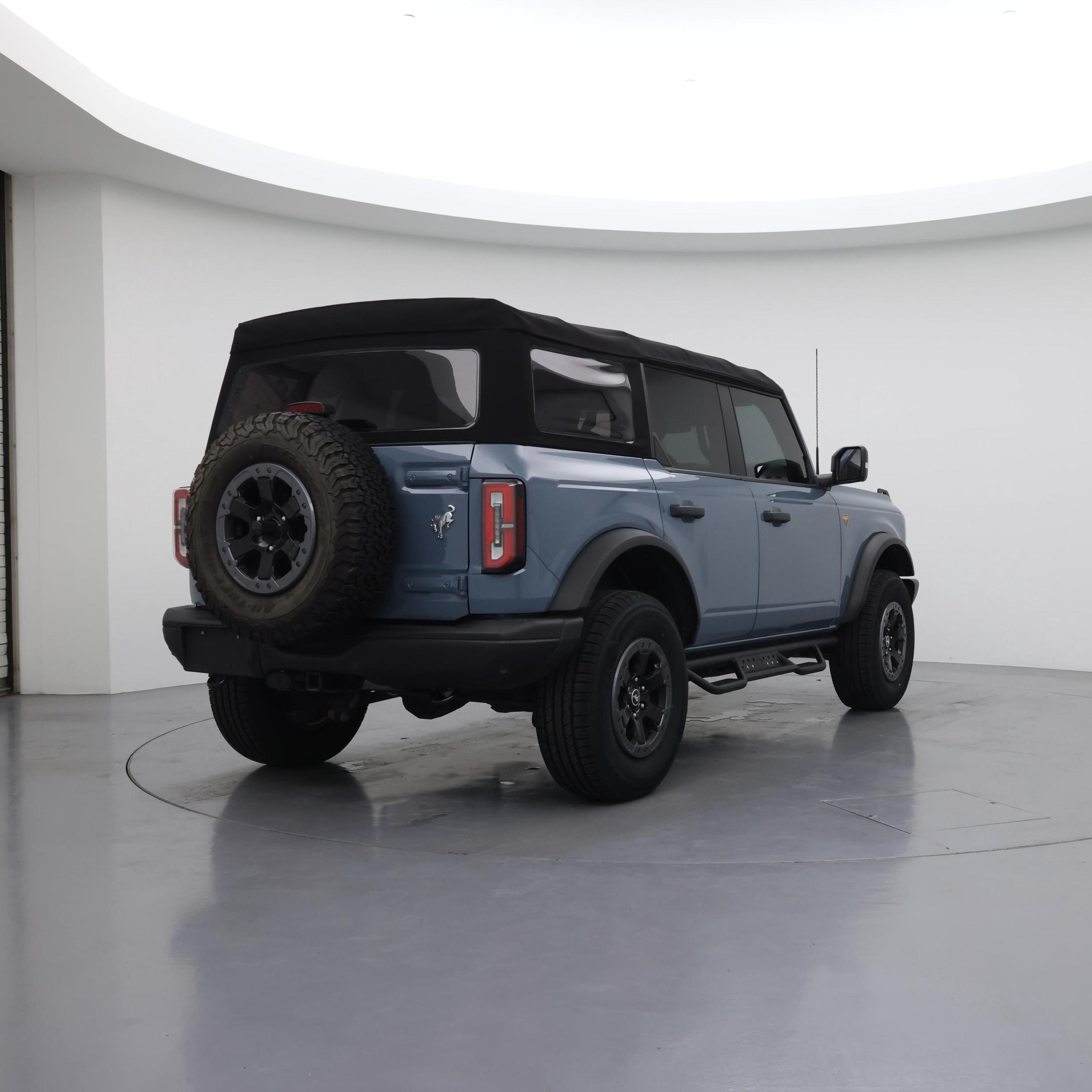 Thumbnail: 2022 Ford Bronco - 8