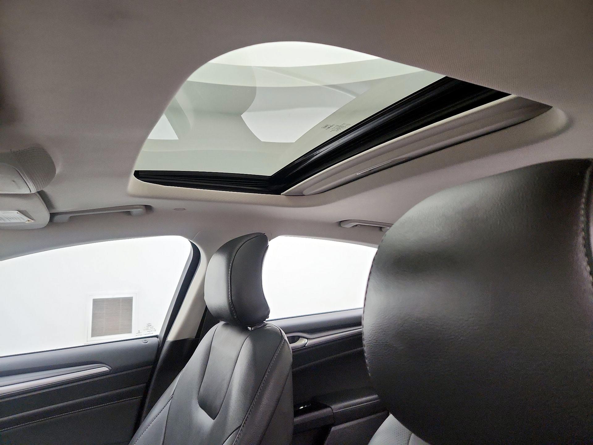 Thumbnail: 2016 Ford Fusion - 20