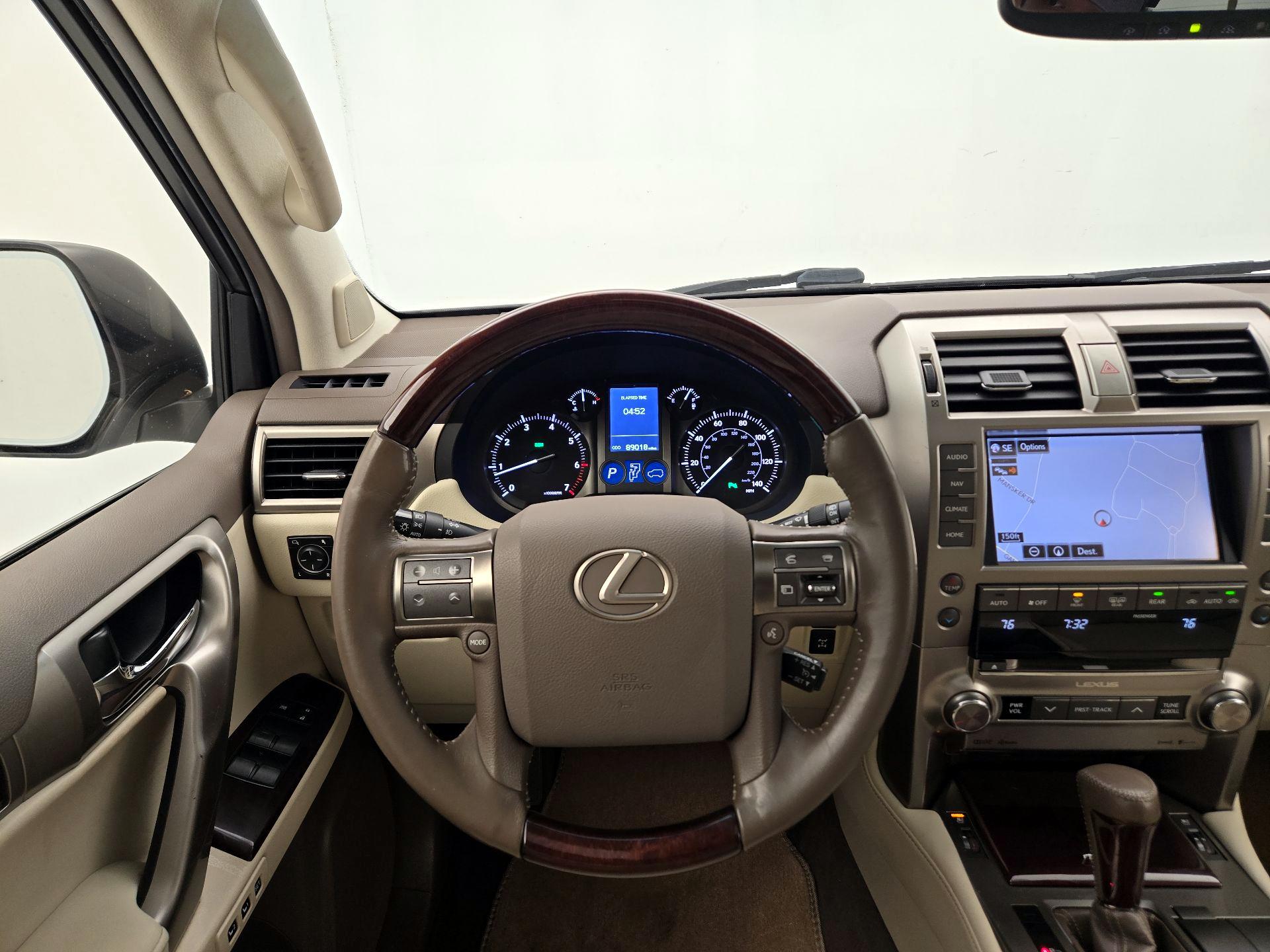 Thumbnail: 2017 Lexus GX - 10