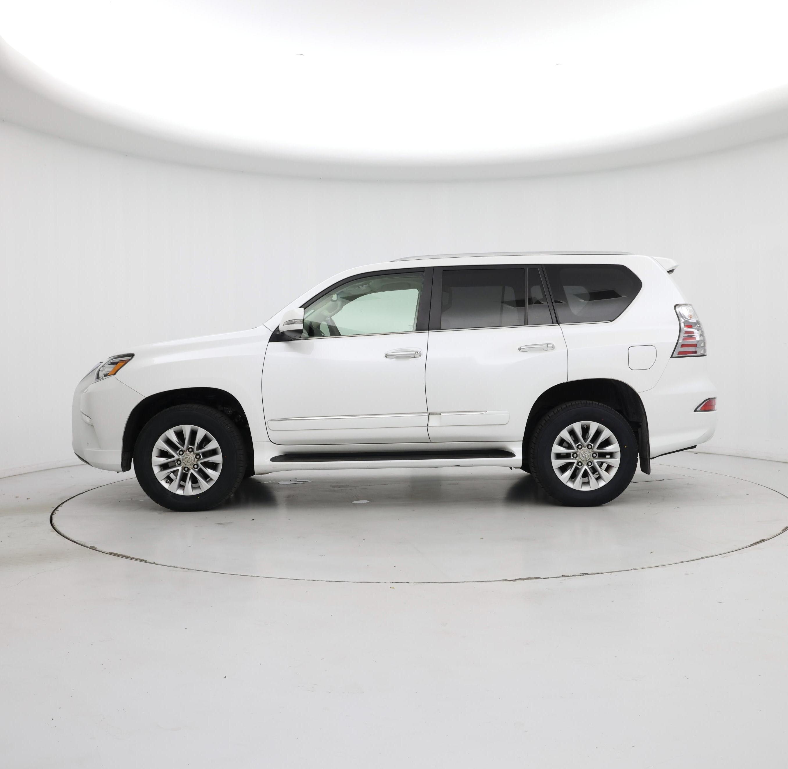 Thumbnail: 2017 Lexus GX - 3