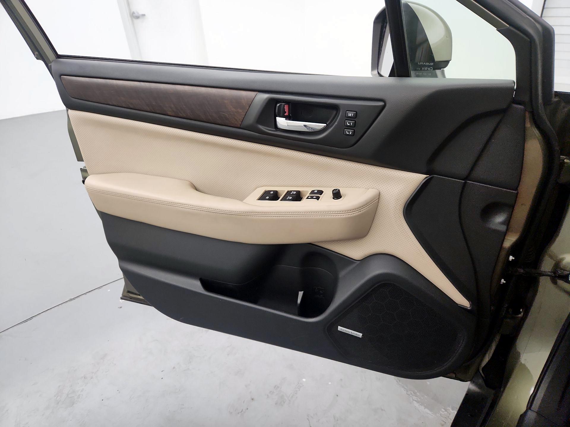 Thumbnail: 2015 Subaru Outback - 12