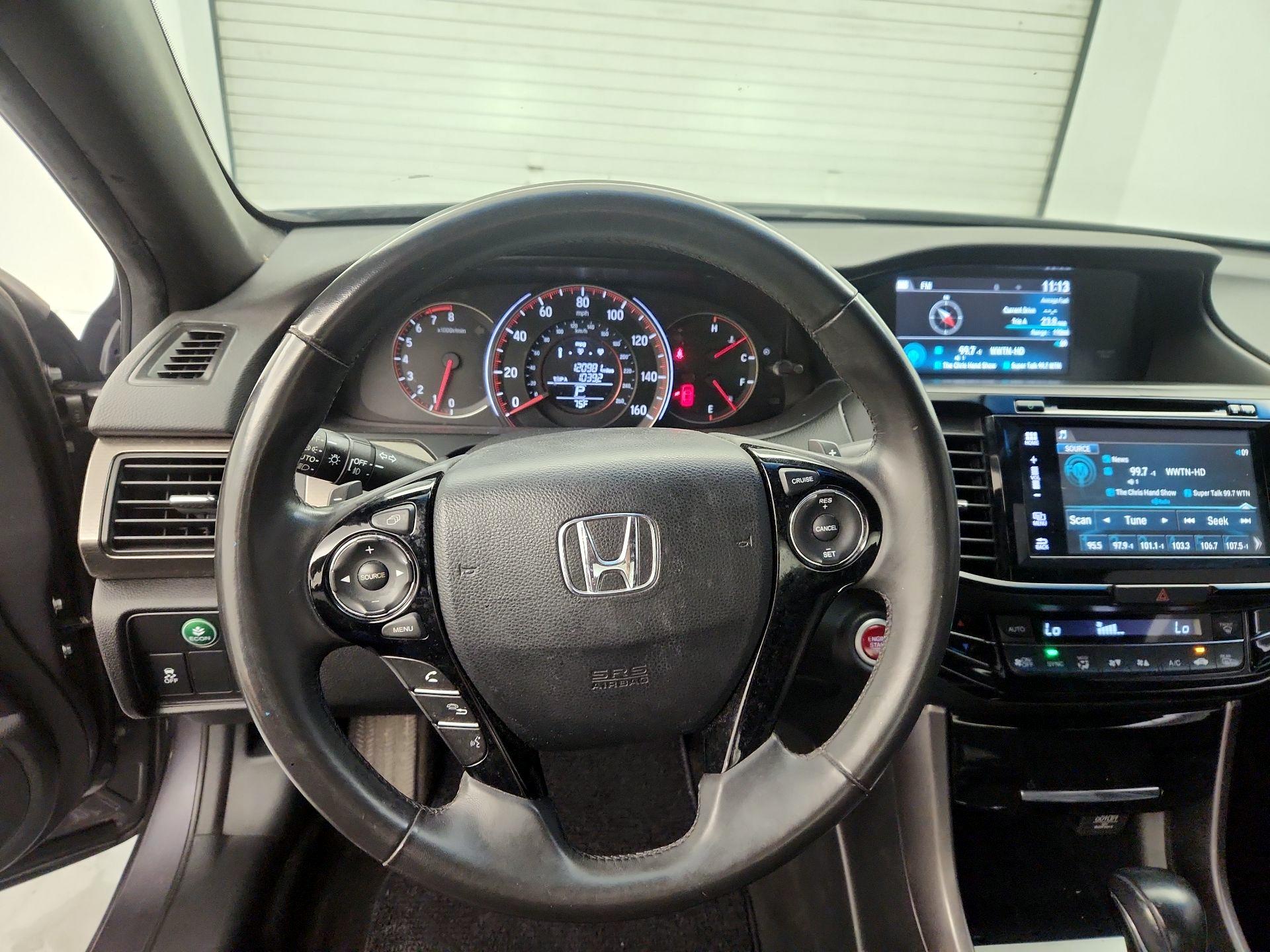 Thumbnail: 2016 Honda Accord - 10