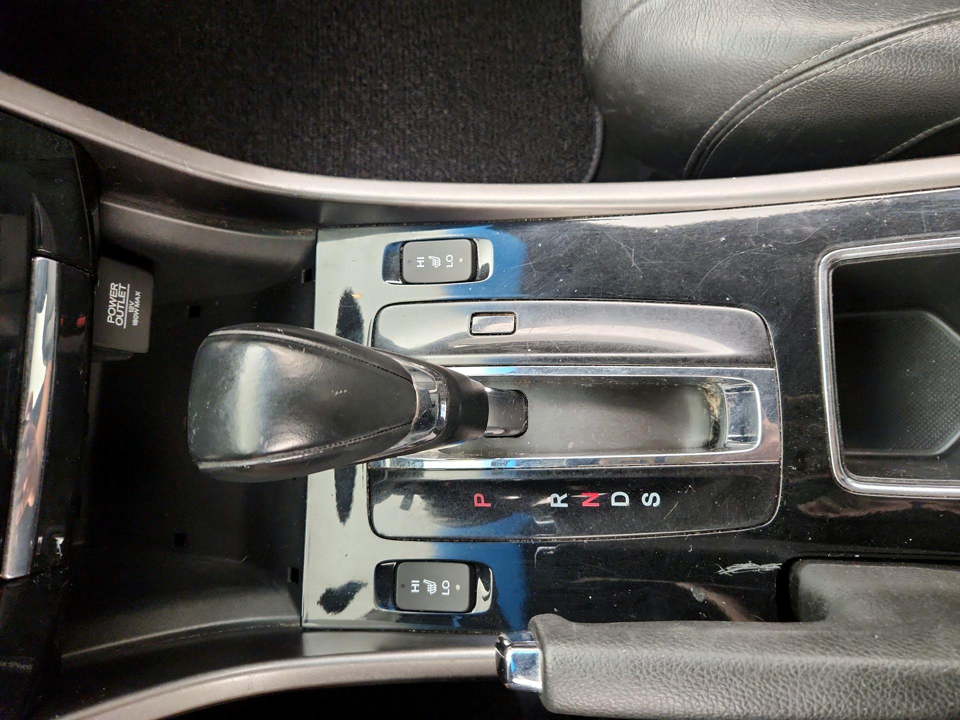 Thumbnail: 2016 Honda Accord - 17