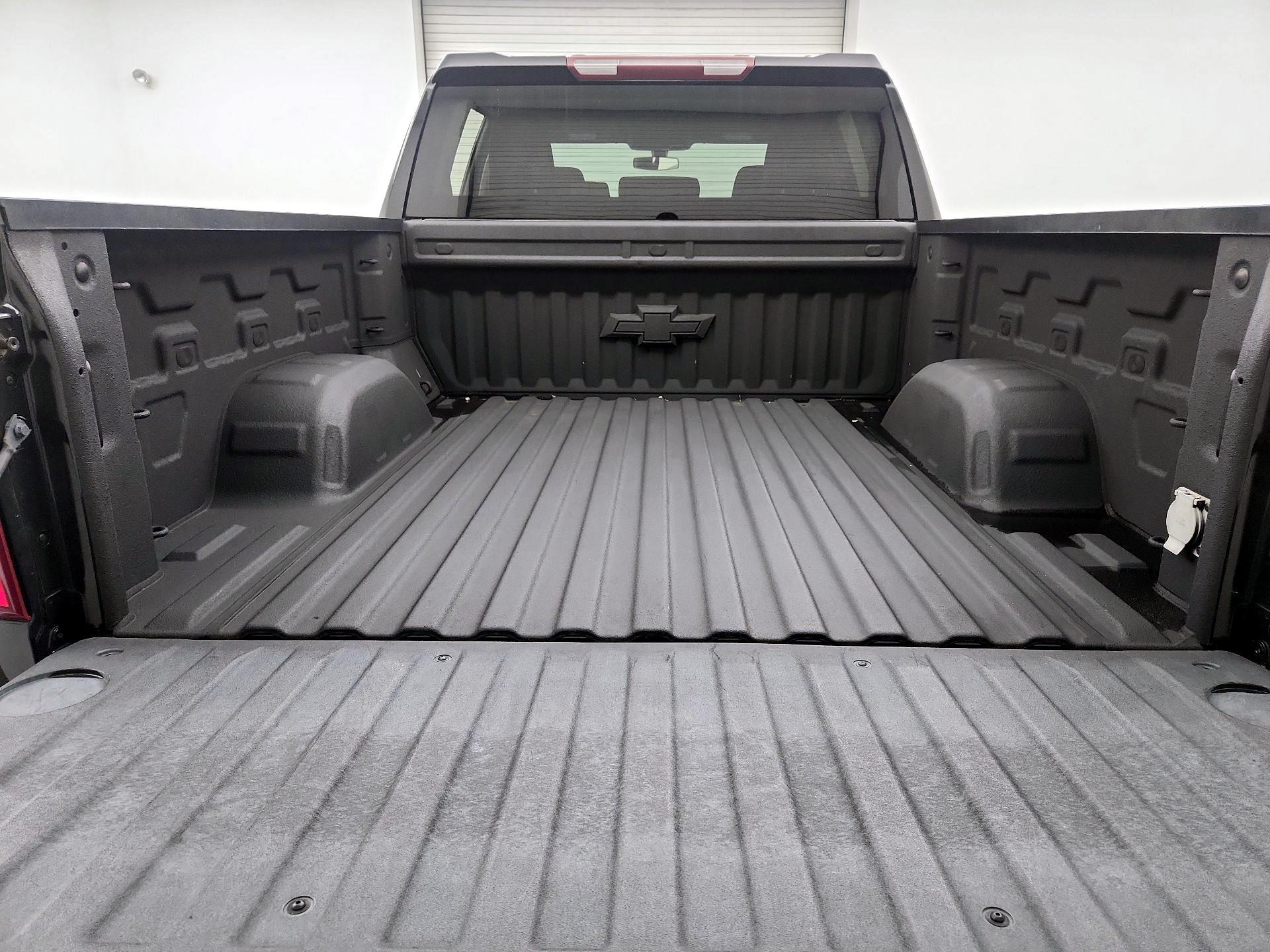 Thumbnail: 2020 Chevrolet Silverado 1500 - 20