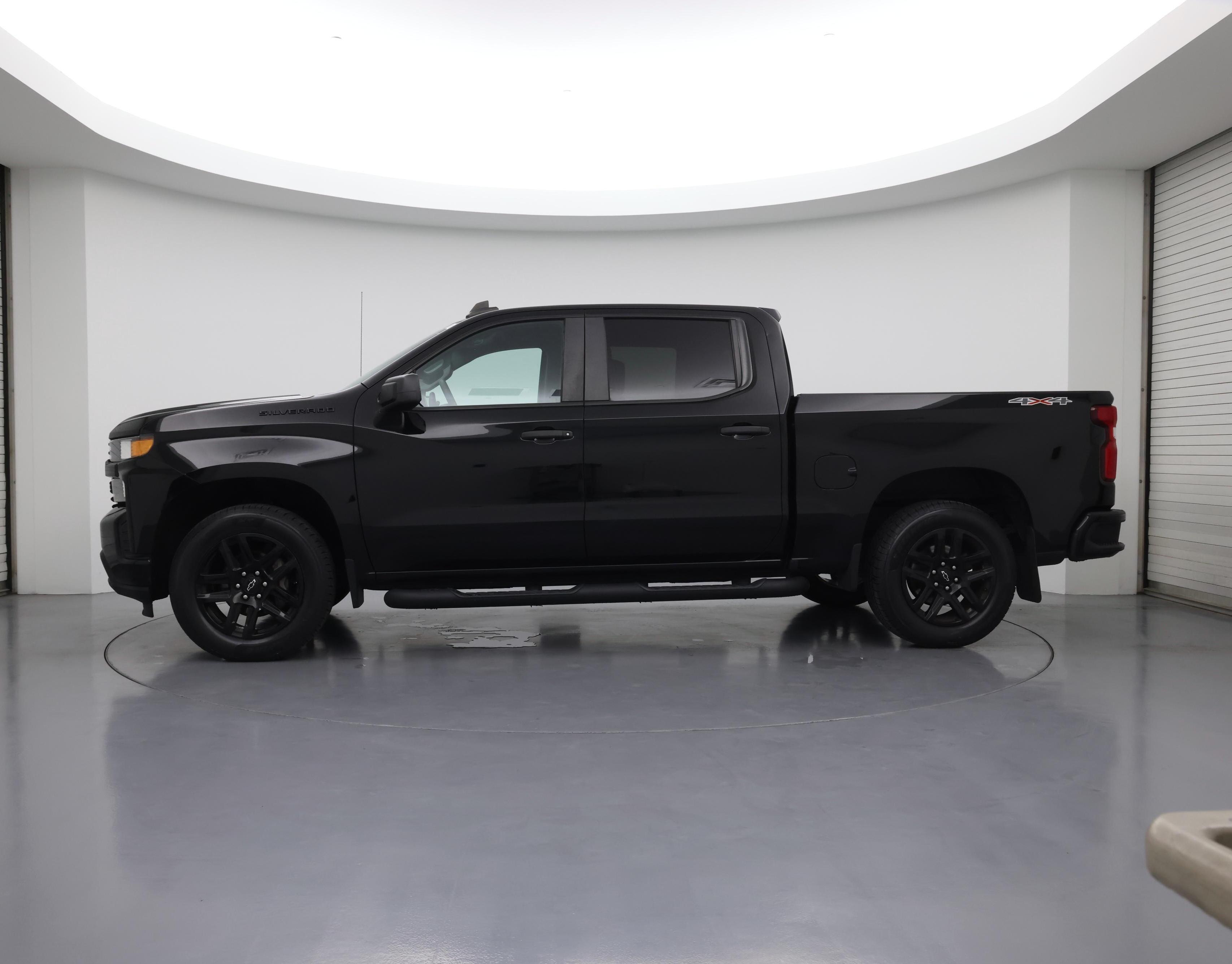 Thumbnail: 2020 Chevrolet Silverado 1500 - 3