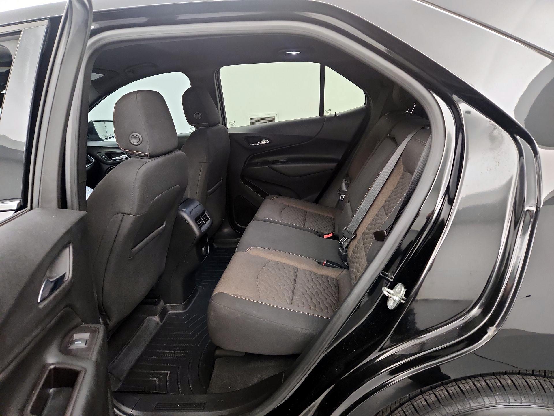 Thumbnail: 2018 Chevrolet Equinox - 18