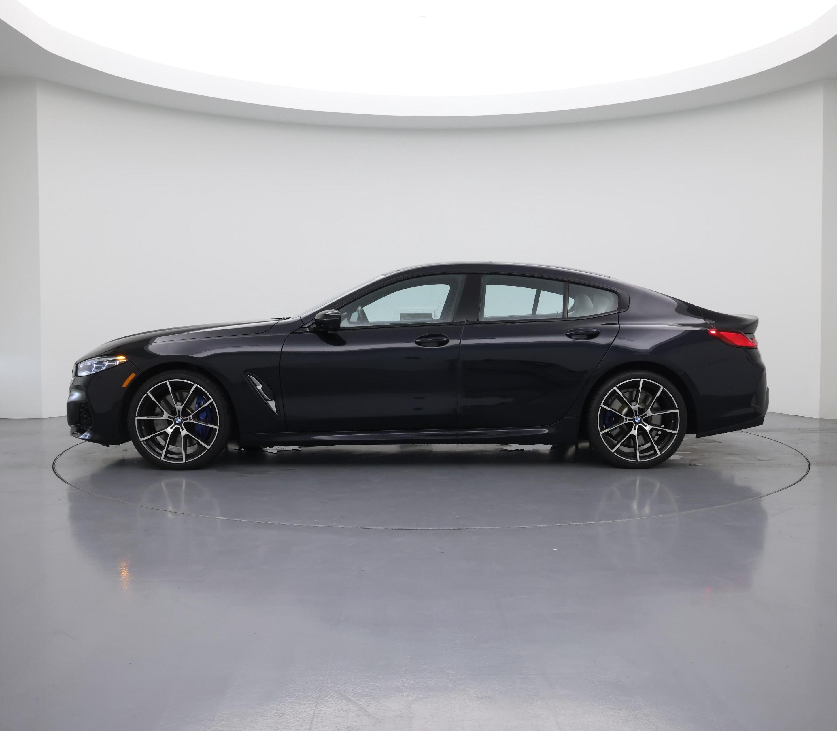 Thumbnail: 2022 BMW 8 Series - 3