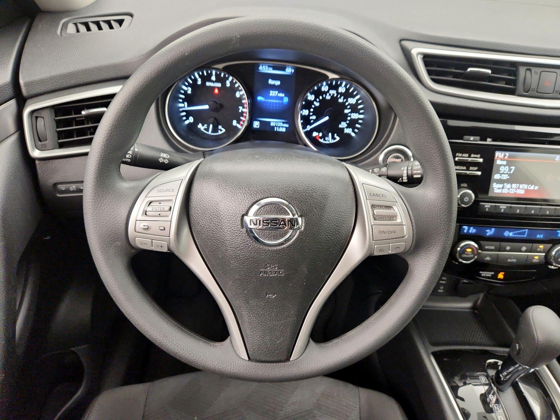 Thumbnail: 2016 Nissan Rogue - 10