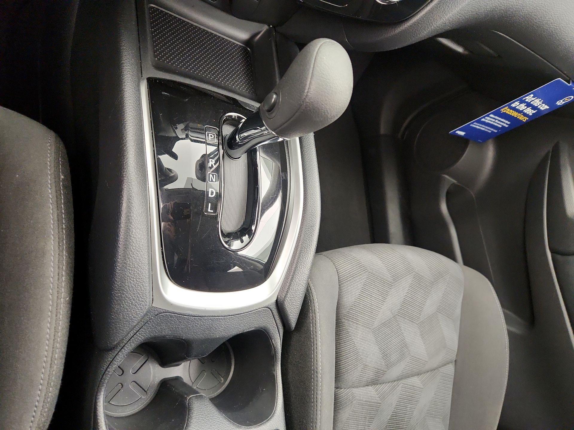 Thumbnail: 2016 Nissan Rogue - 17