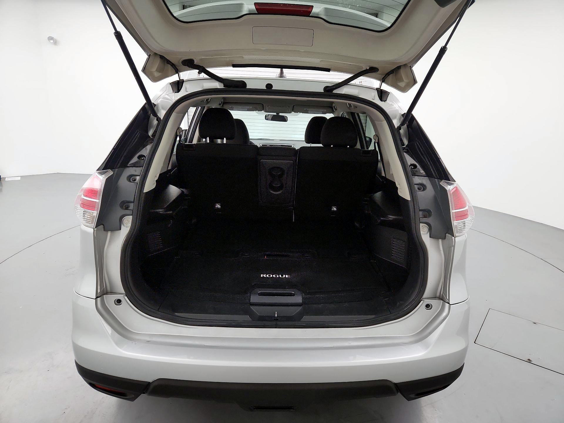 Thumbnail: 2016 Nissan Rogue - 20
