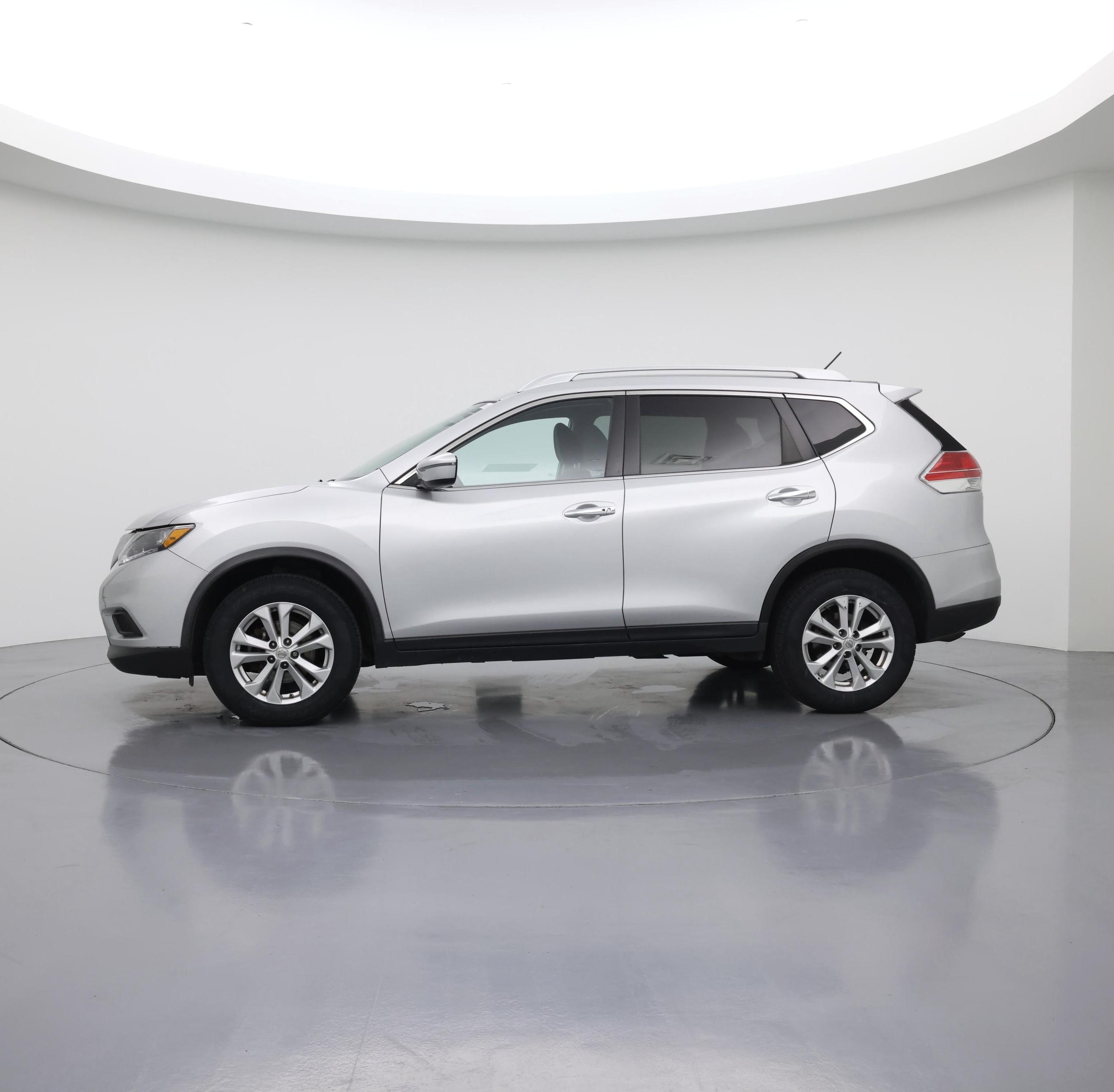 Thumbnail: 2016 Nissan Rogue - 3