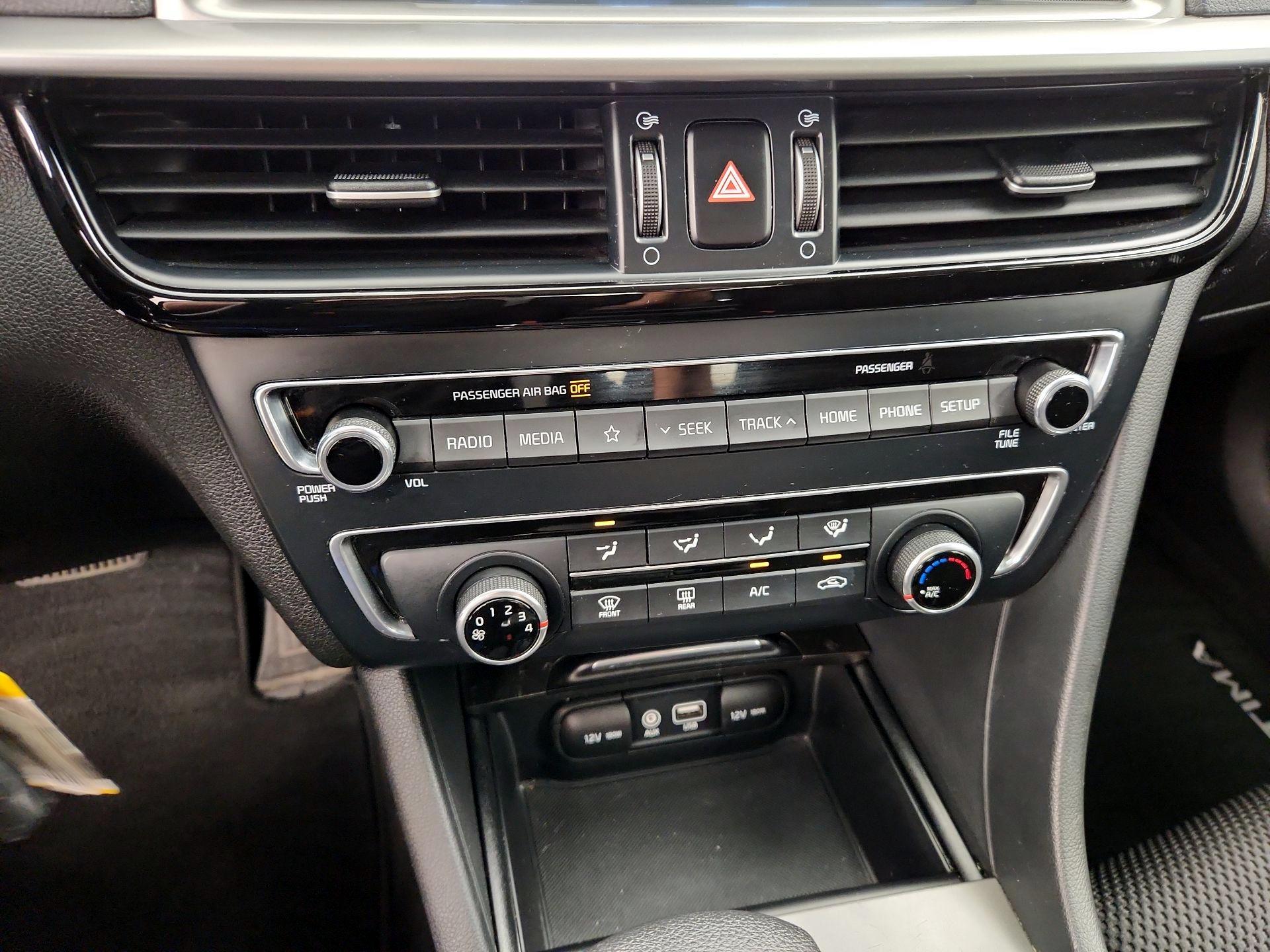Thumbnail: 2019 Kia Optima - 16
