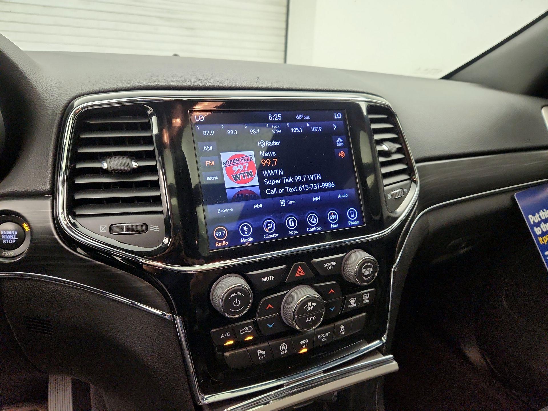 Thumbnail: 2019 Jeep Grand Cherokee - 16