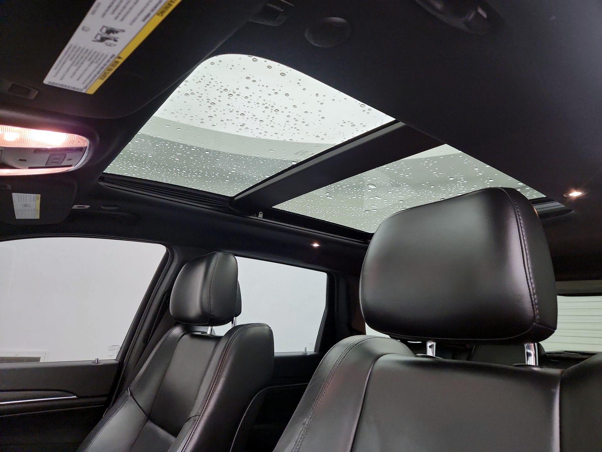 Thumbnail: 2019 Jeep Grand Cherokee - 20