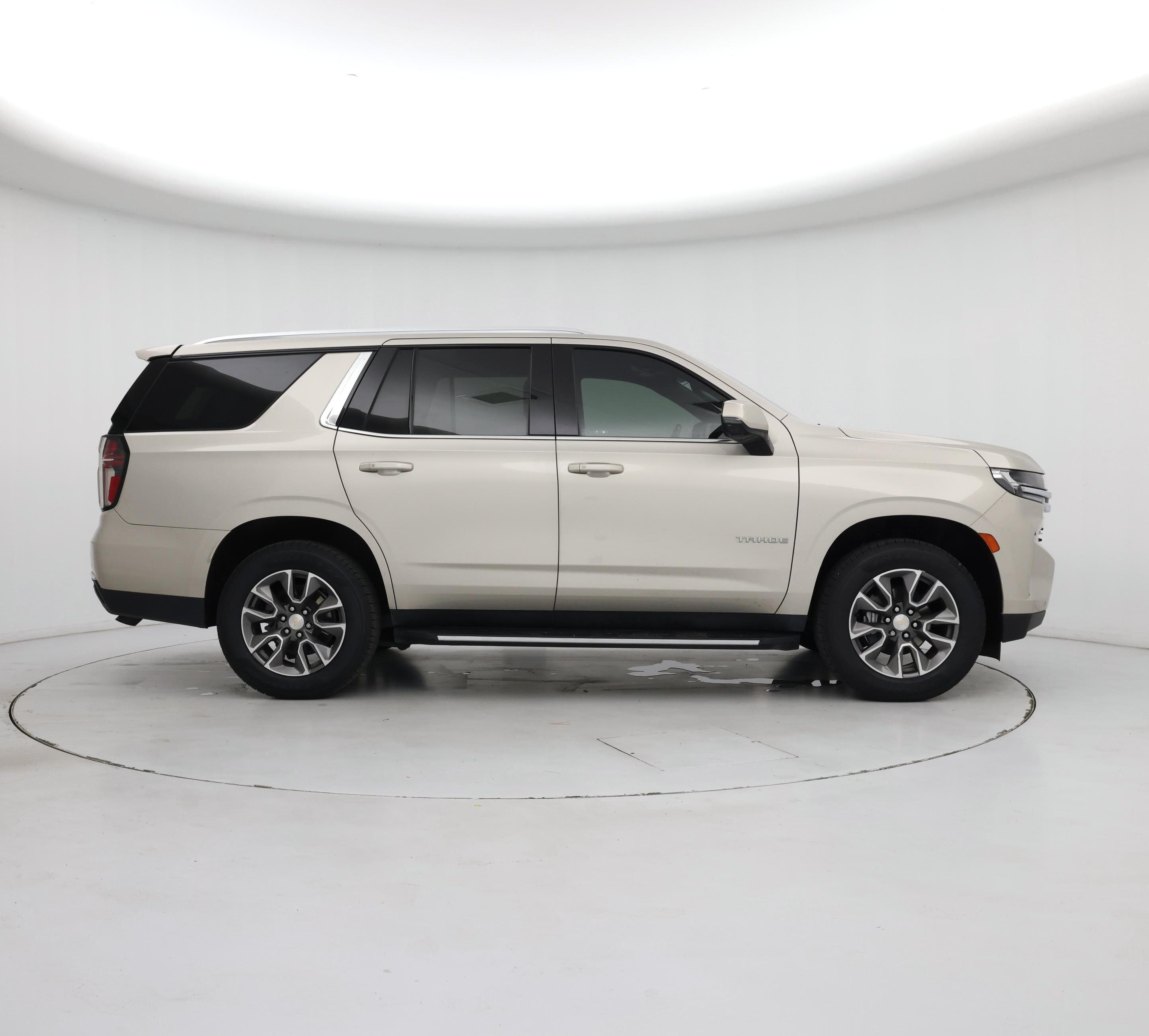 Thumbnail: 2022 Chevrolet Tahoe - 7