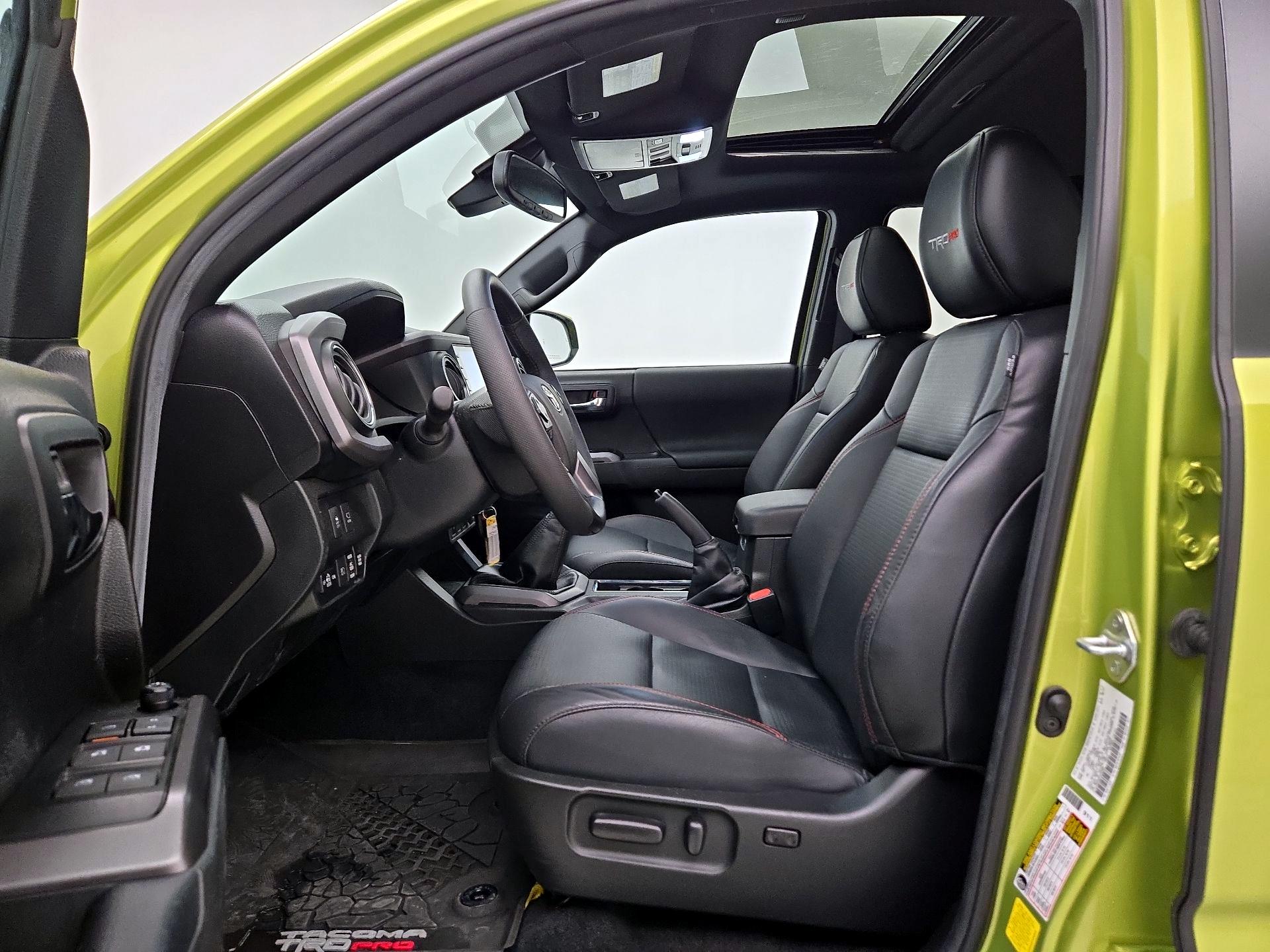 Thumbnail: 2022 Toyota Tacoma - 11