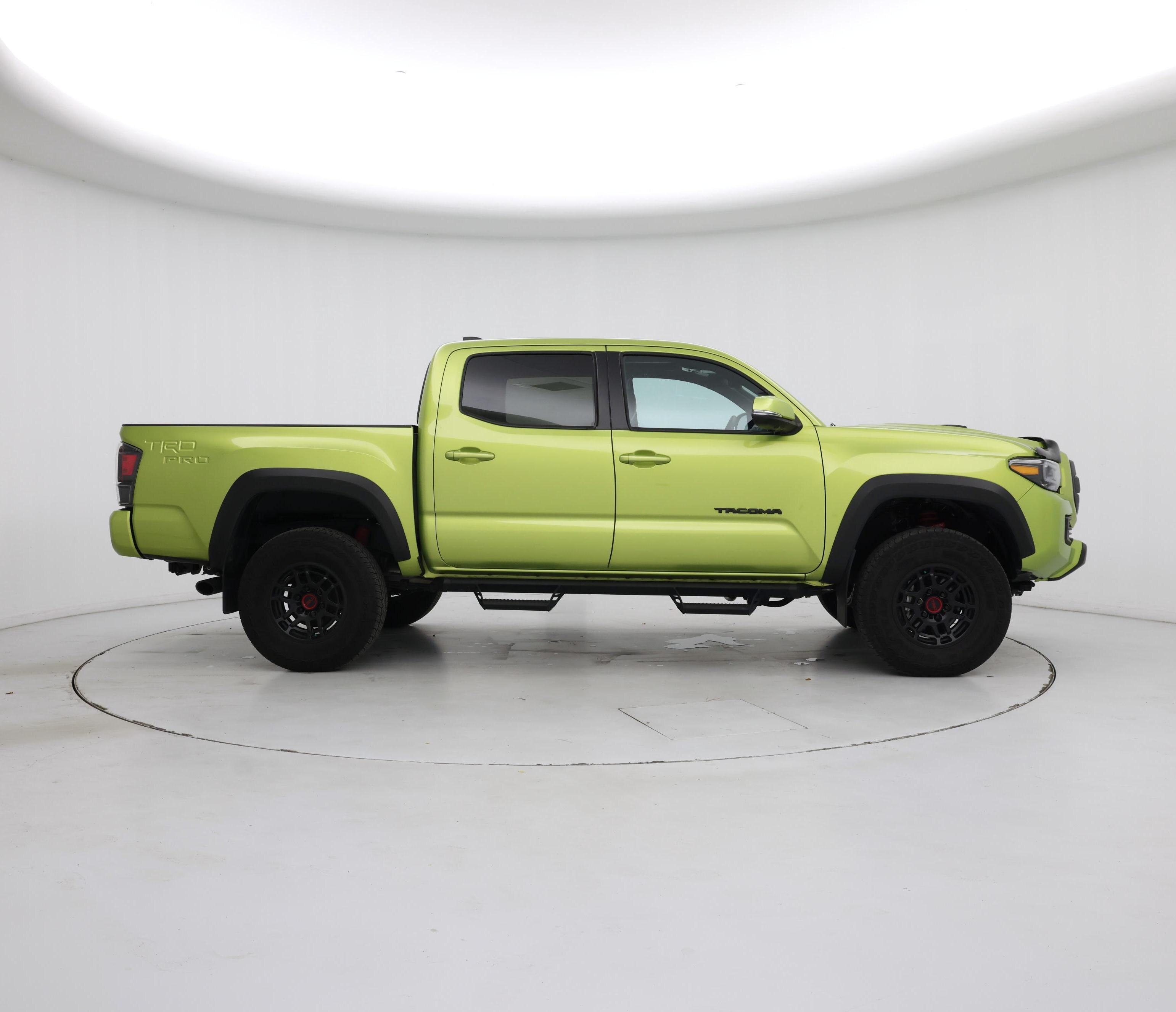 Thumbnail: 2022 Toyota Tacoma - 7