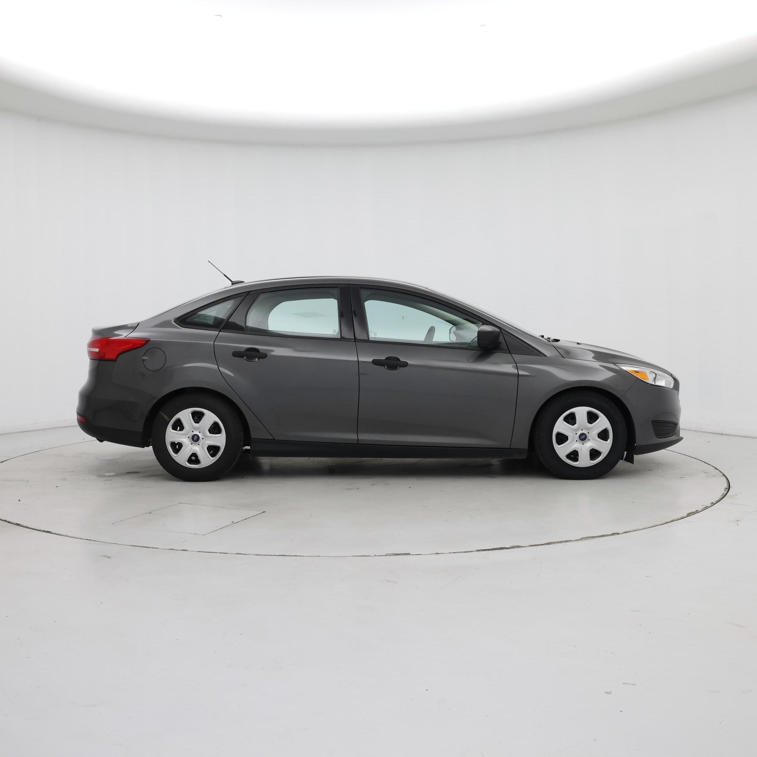 Thumbnail: 2016 Ford Focus - 7