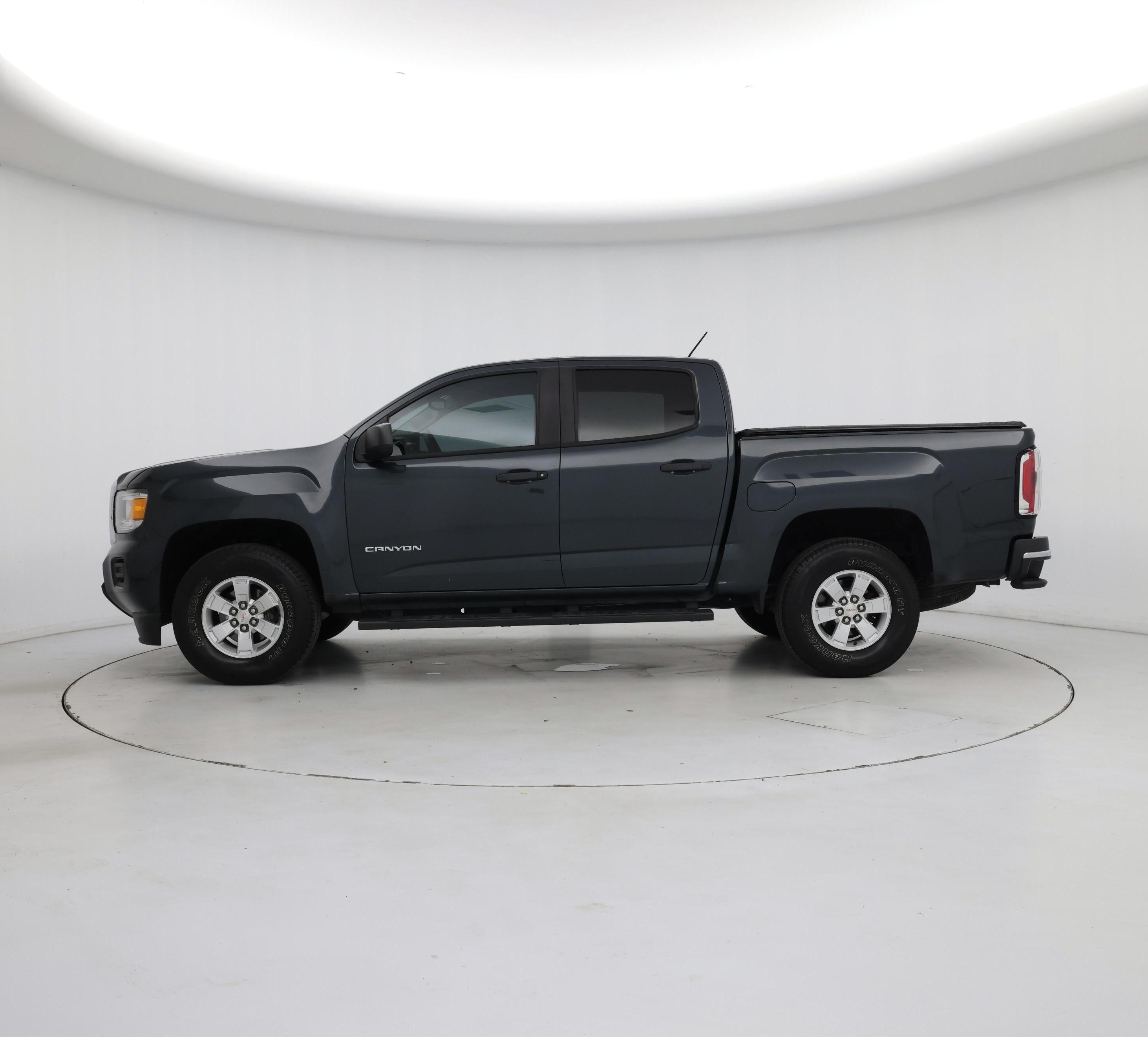 Thumbnail: 2017 GMC Canyon - 3